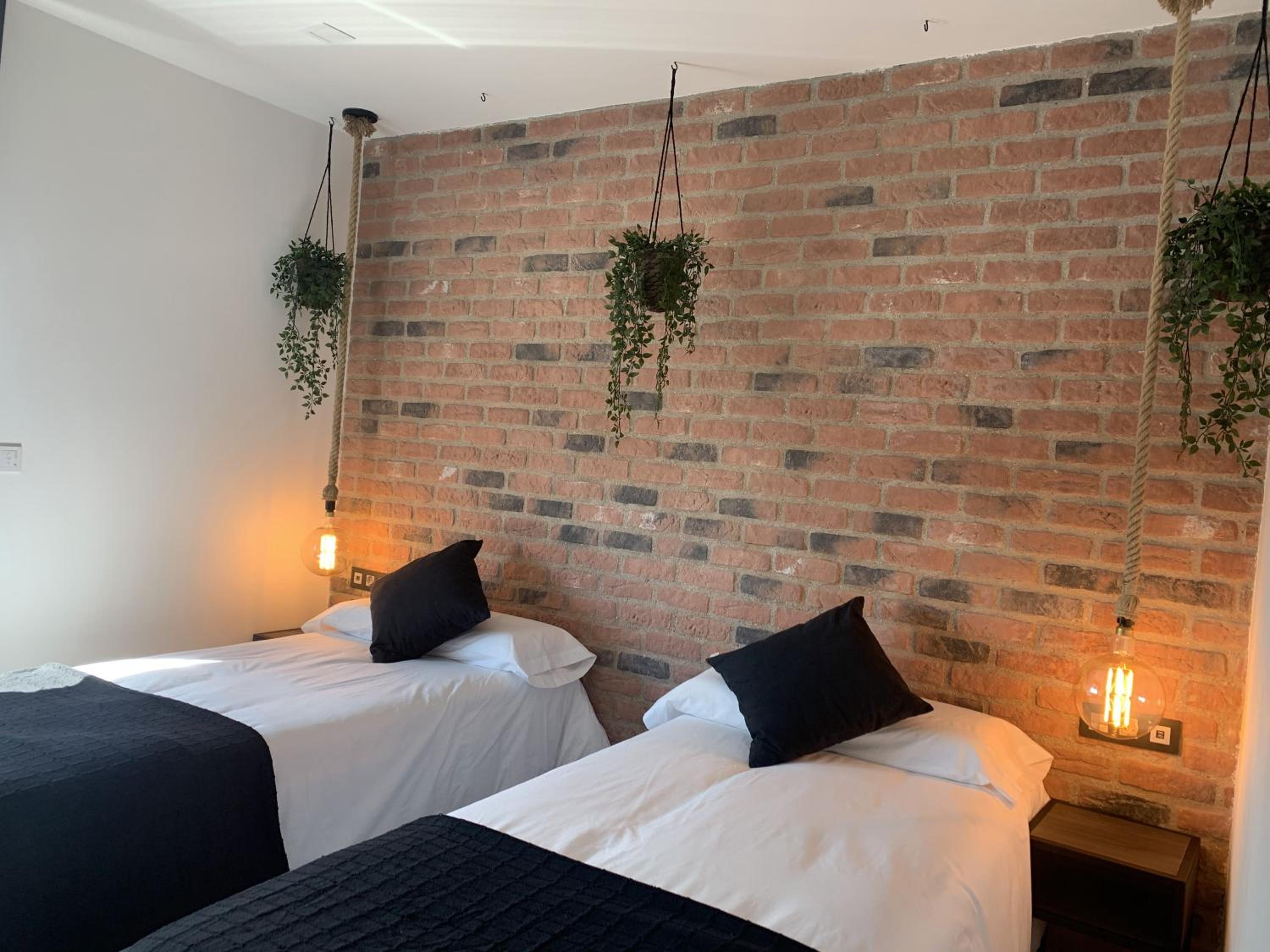 Double or Twin Room - Photo 1