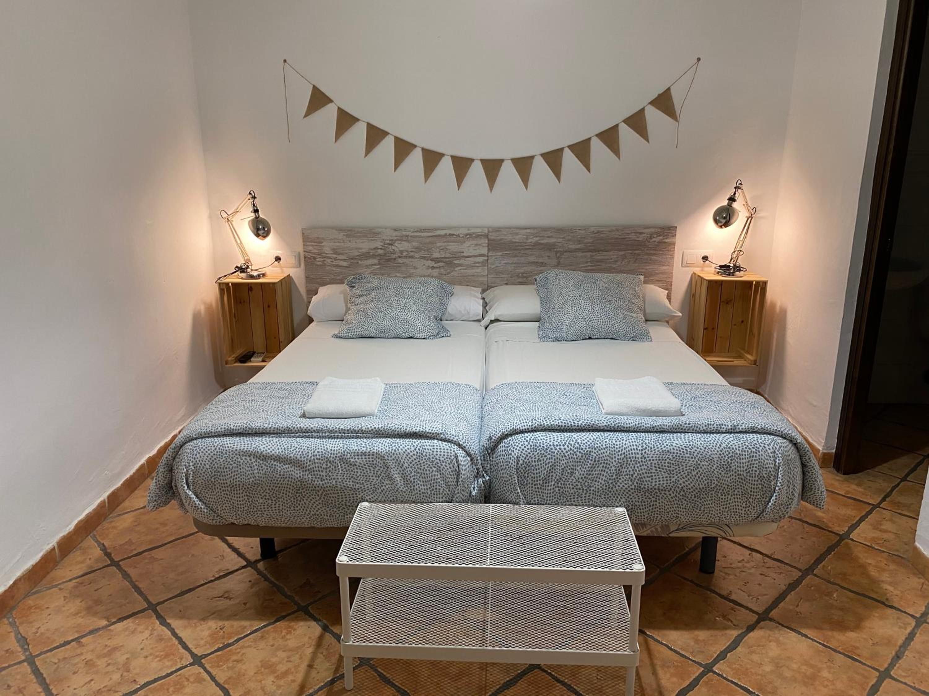 Habitación Doble con Baño Privado