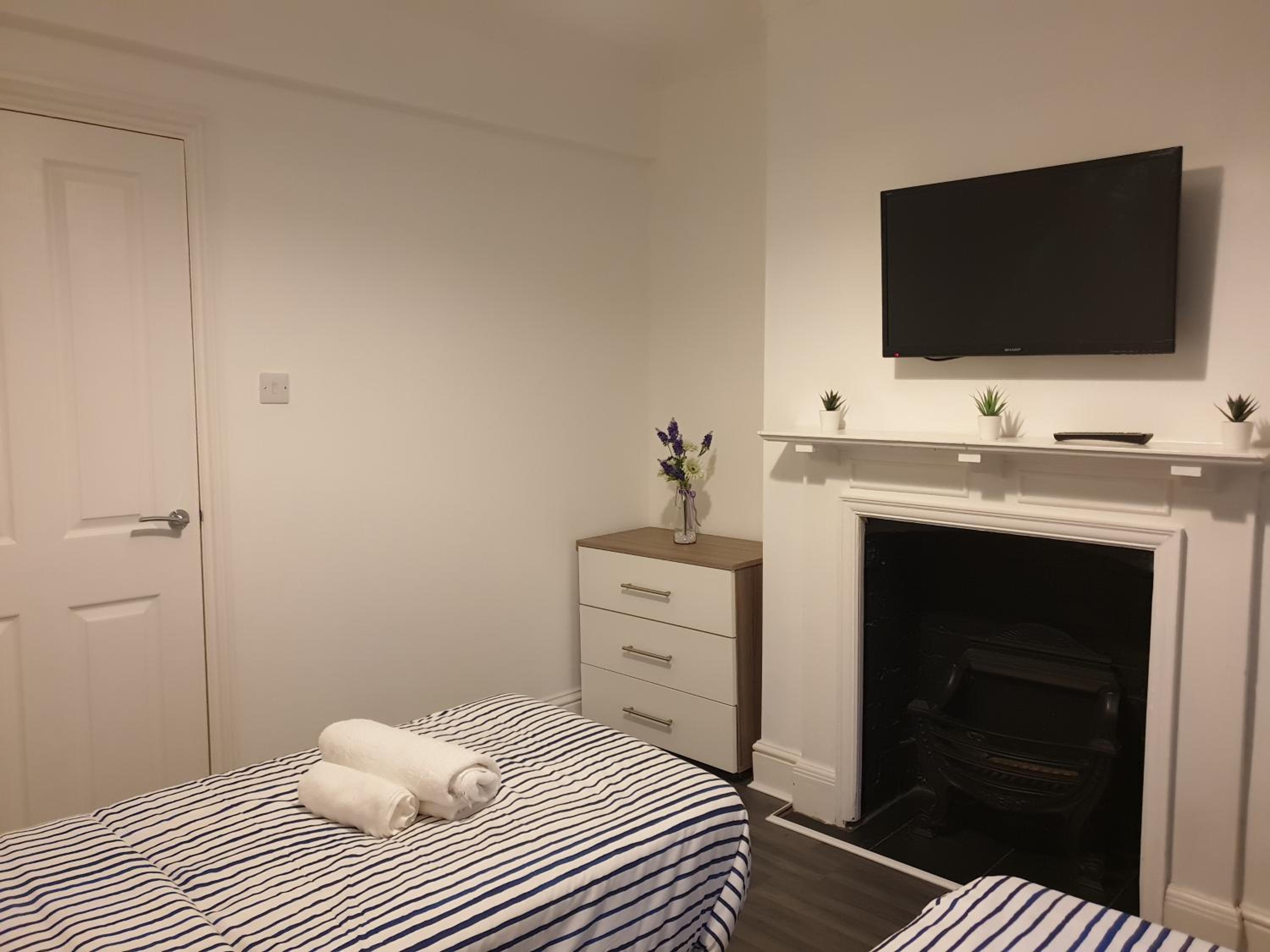 Apartment photo 3