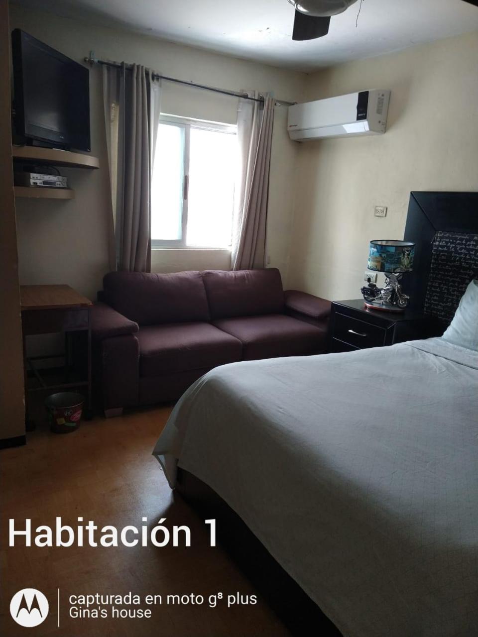 Double Room With Private Bathroom photo 1