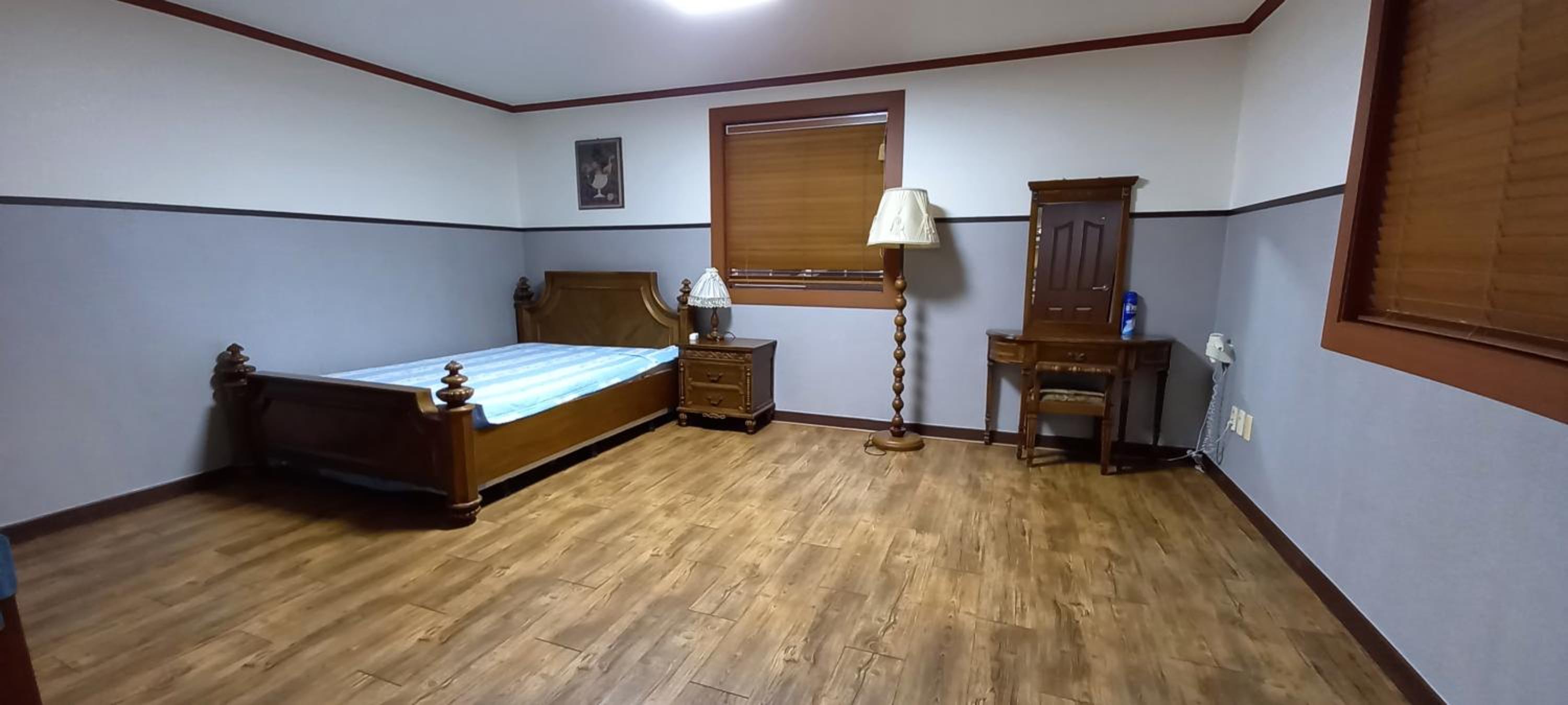 Townhouse - Photo 13