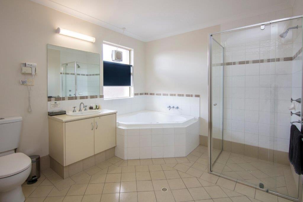 One-Bedroom Apartment with Spa Bath photo 3