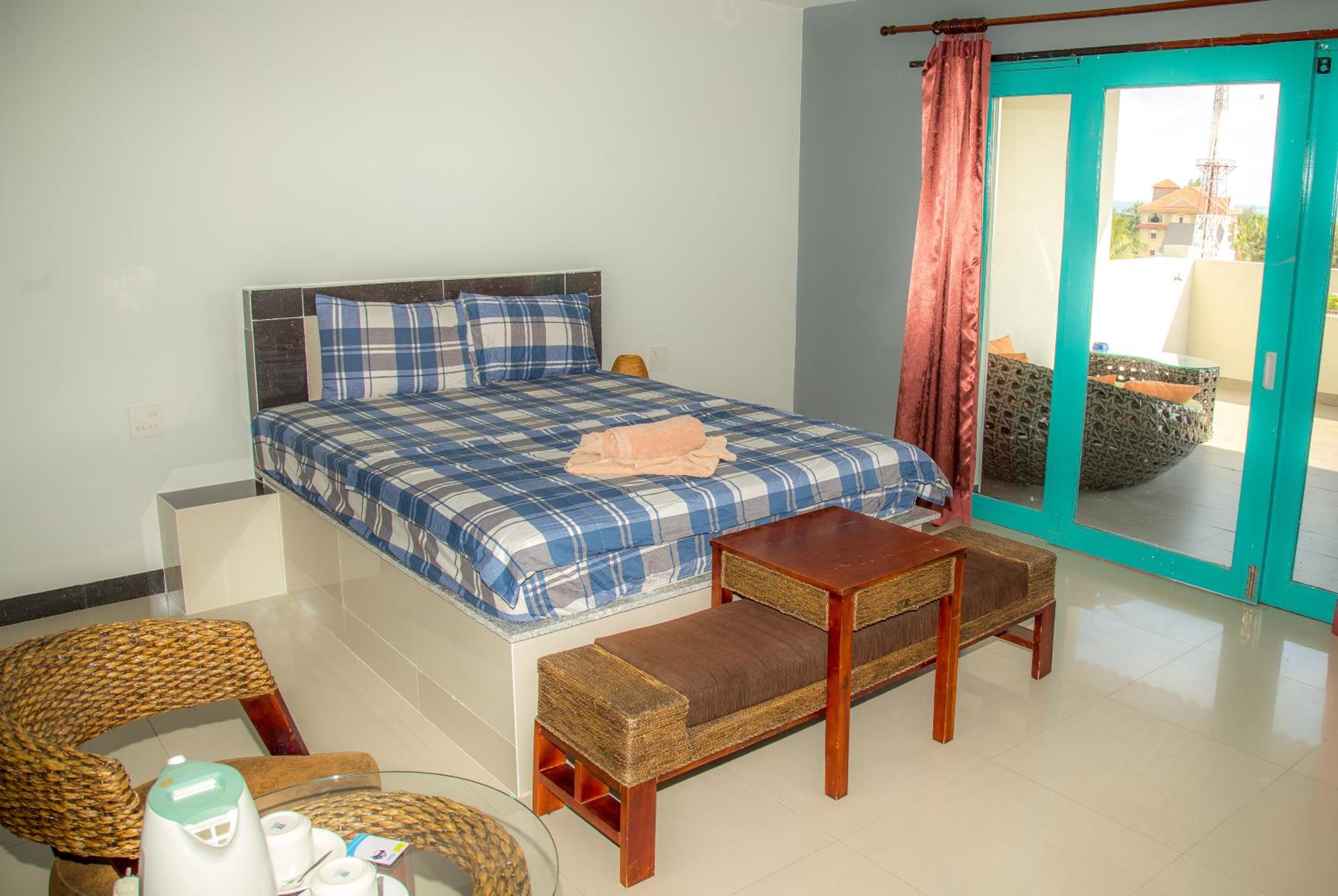 Deluxe Double Room with Balcony and Sea View