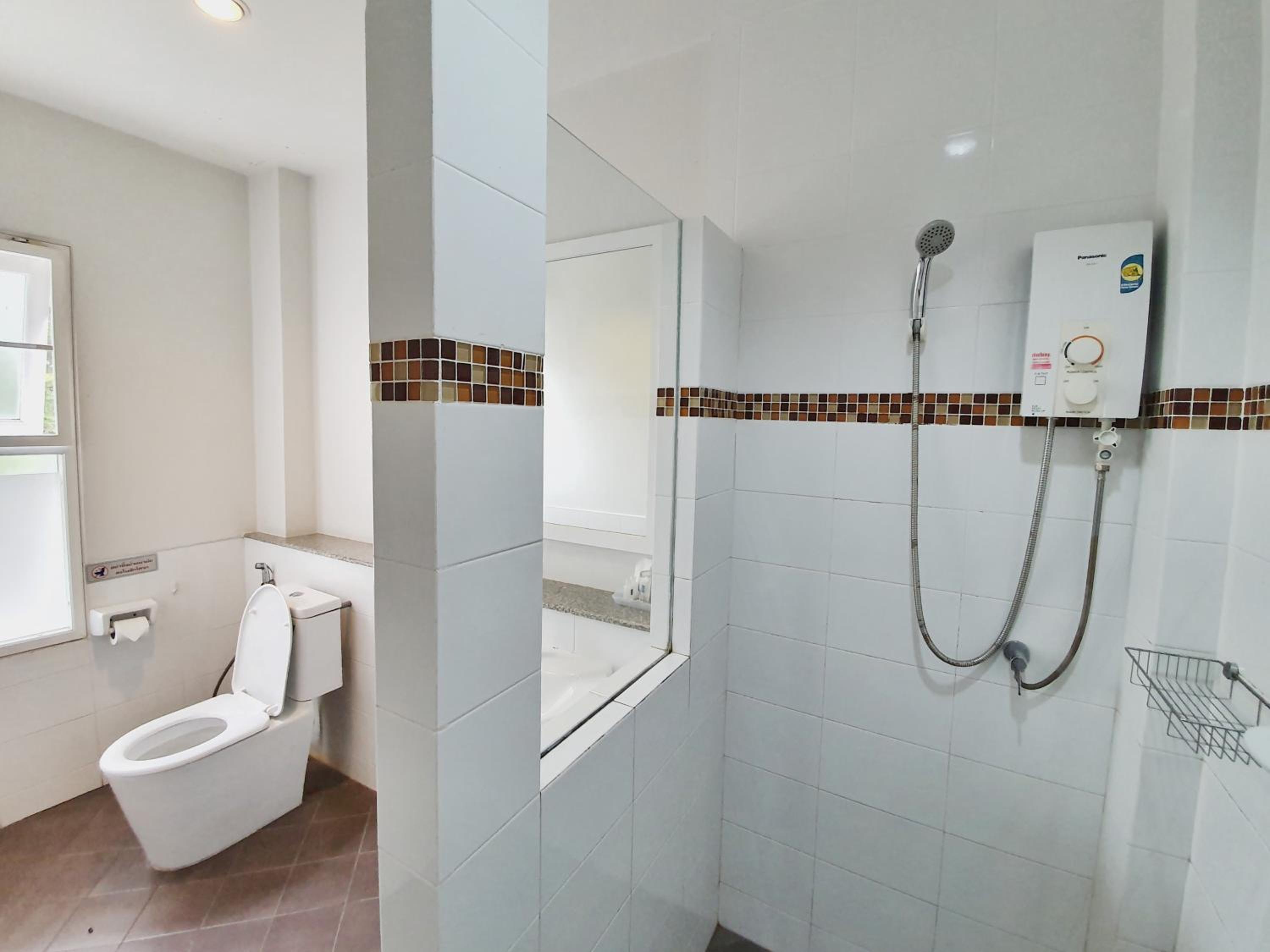 Standard Twin Room - Photo 3