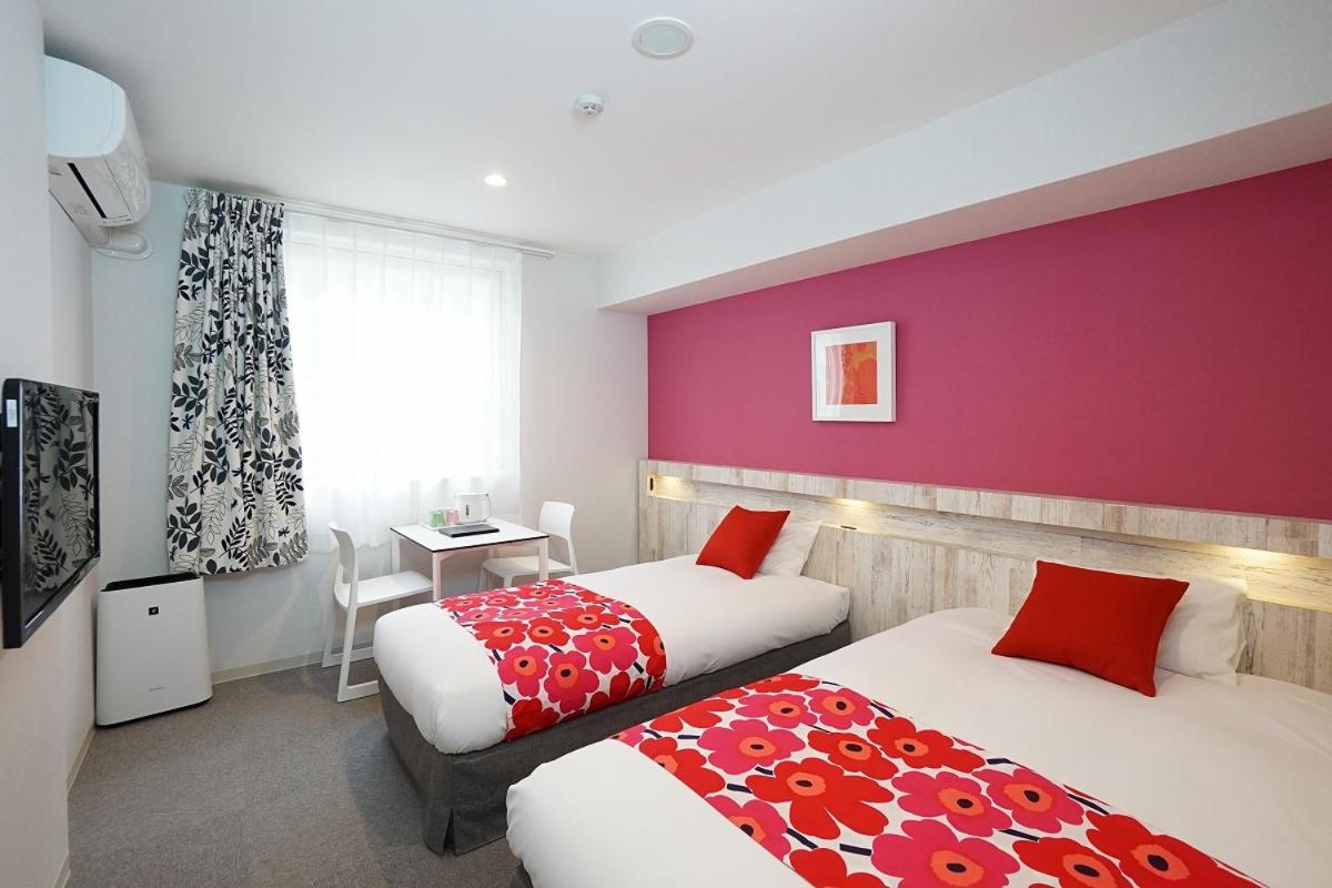 Standard Twin Room - Non-Smoking photo 3