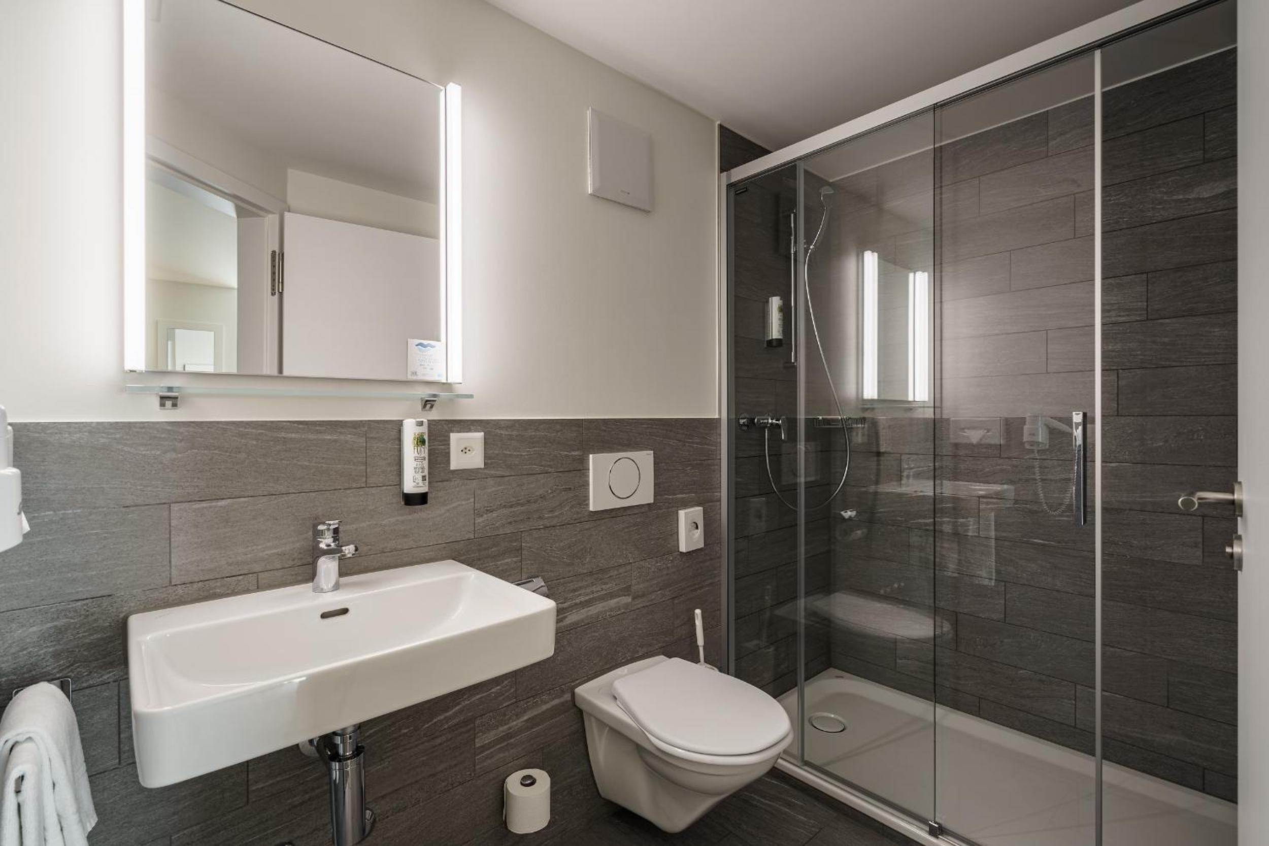 Superior Triple Room with Air Conditioning photo 3
