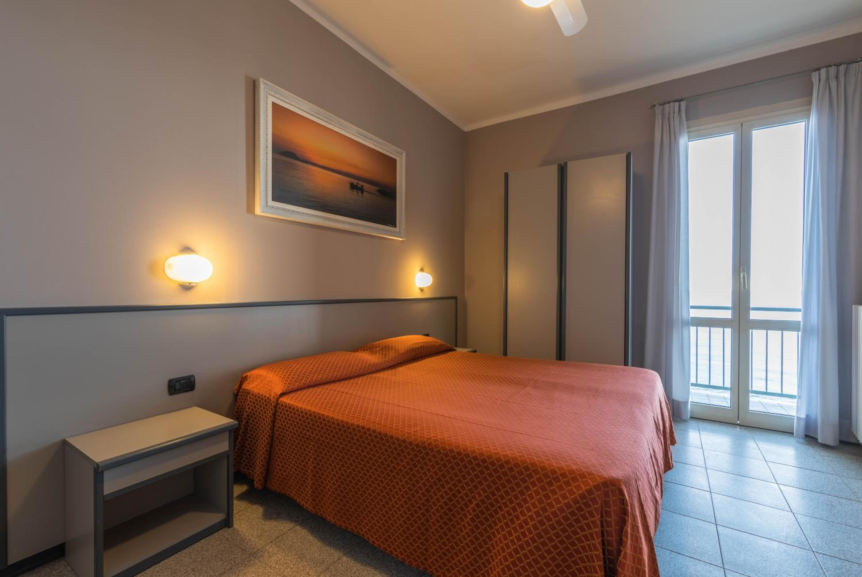 Double Room with Sea View photo 2