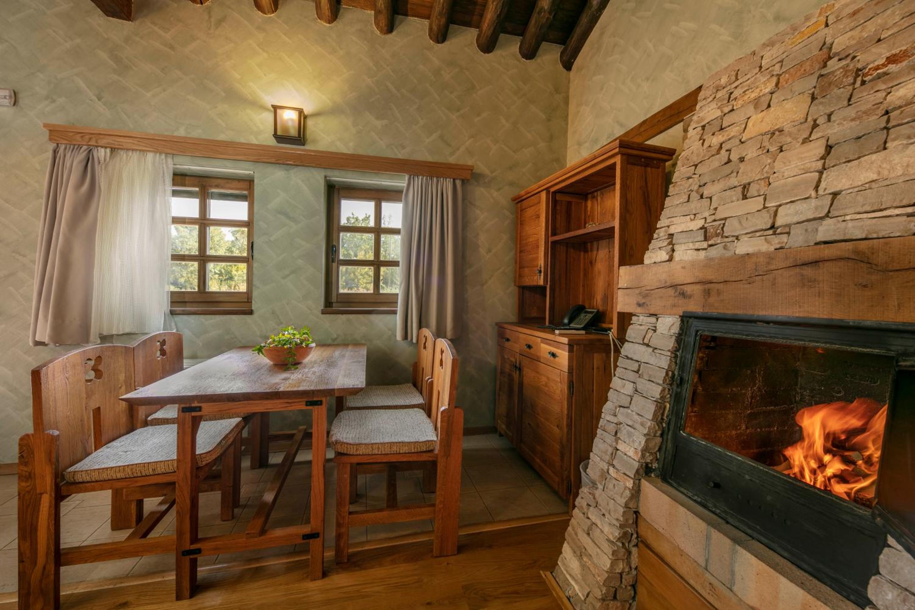 Suite - Photo 4