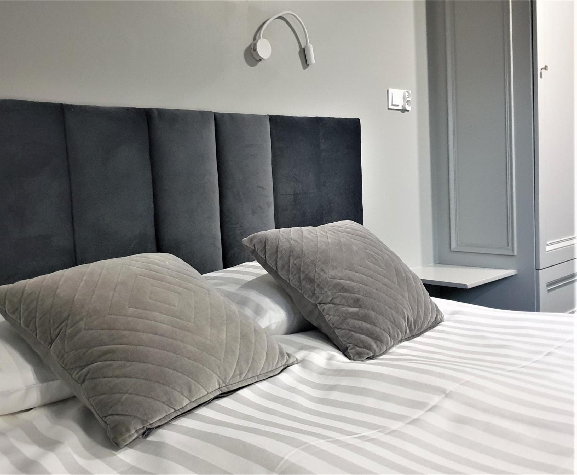 Double Room - Photo 2