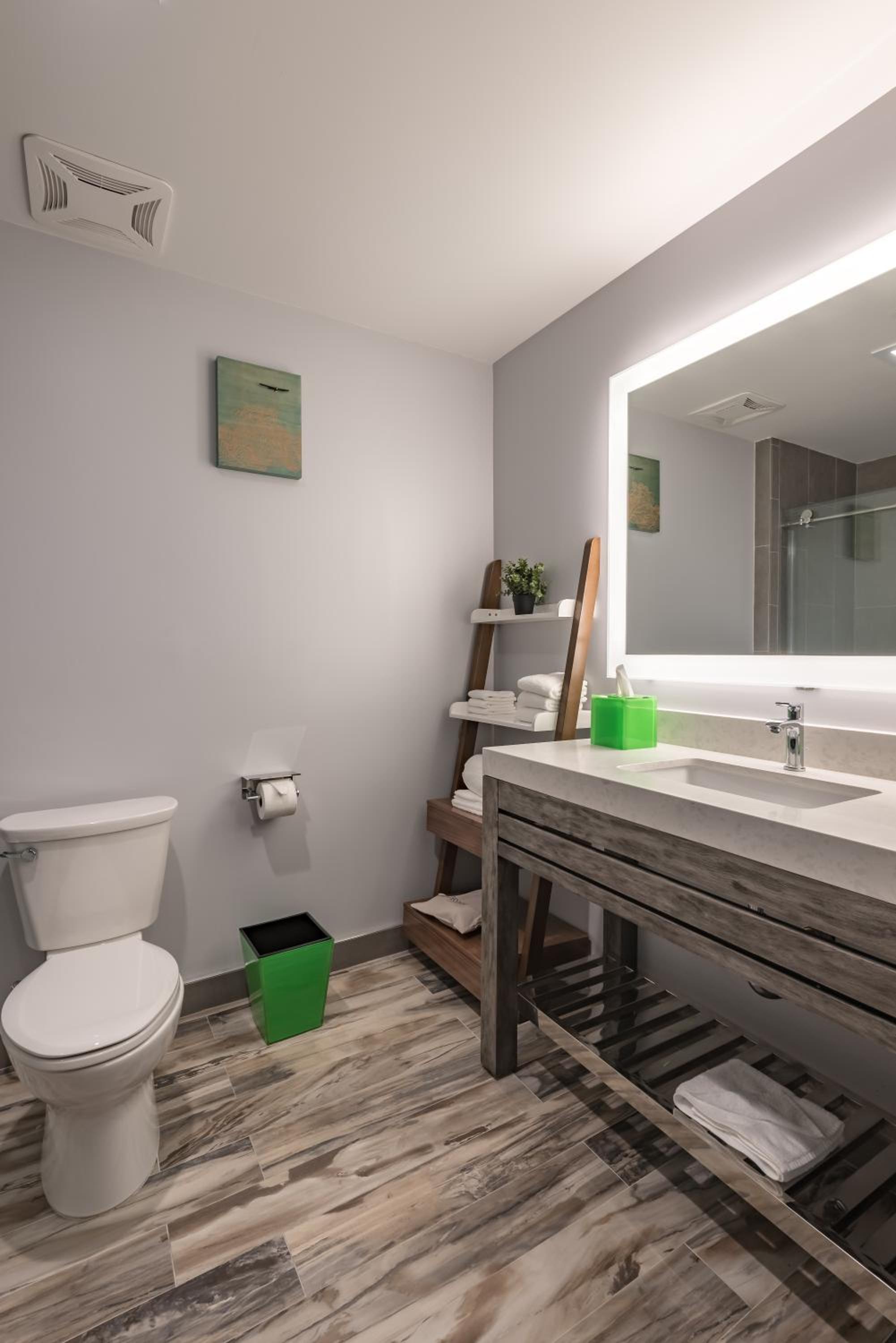 Executive Suite photo 3
