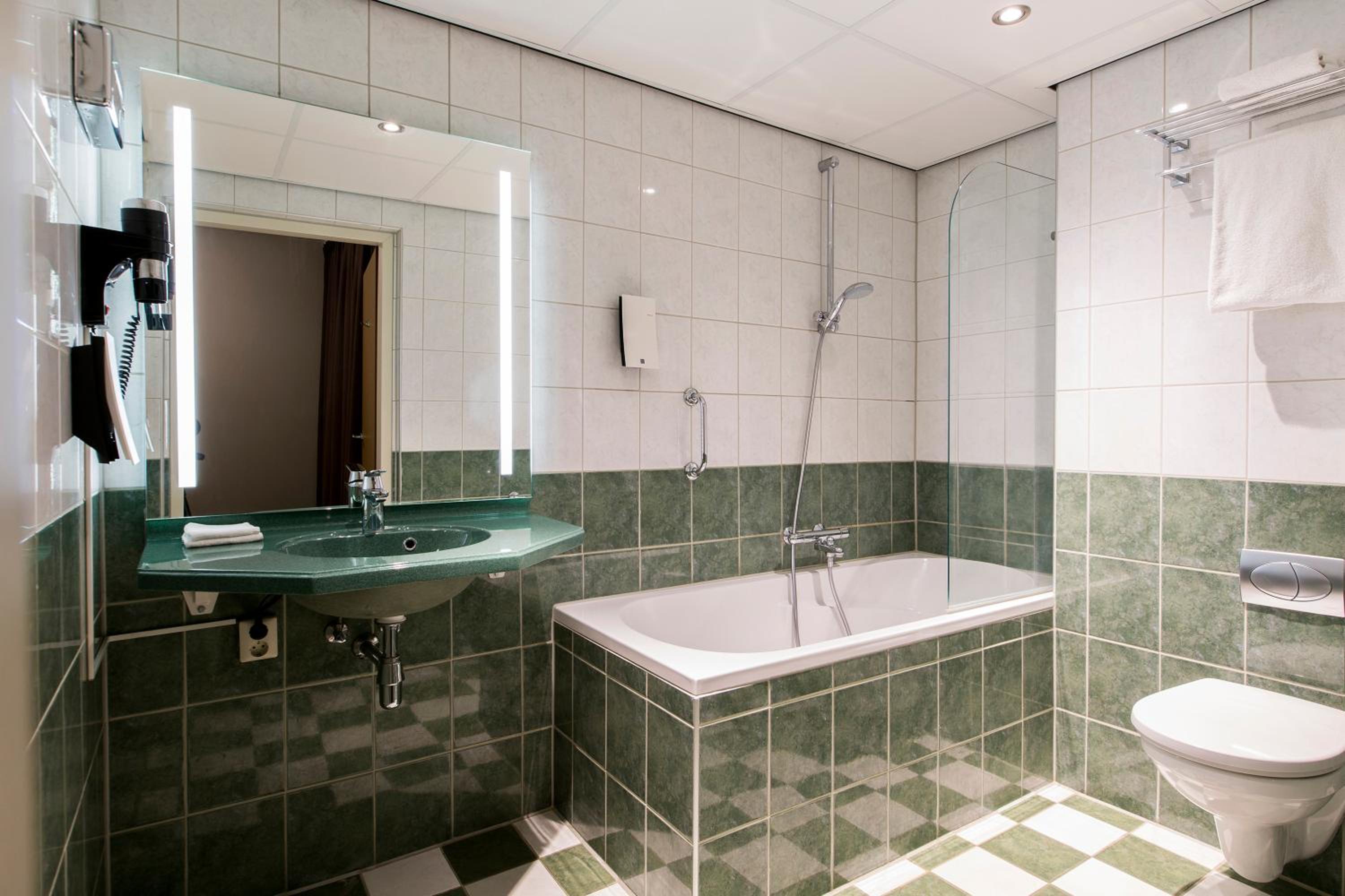 Comfort Room 1 Single Bed