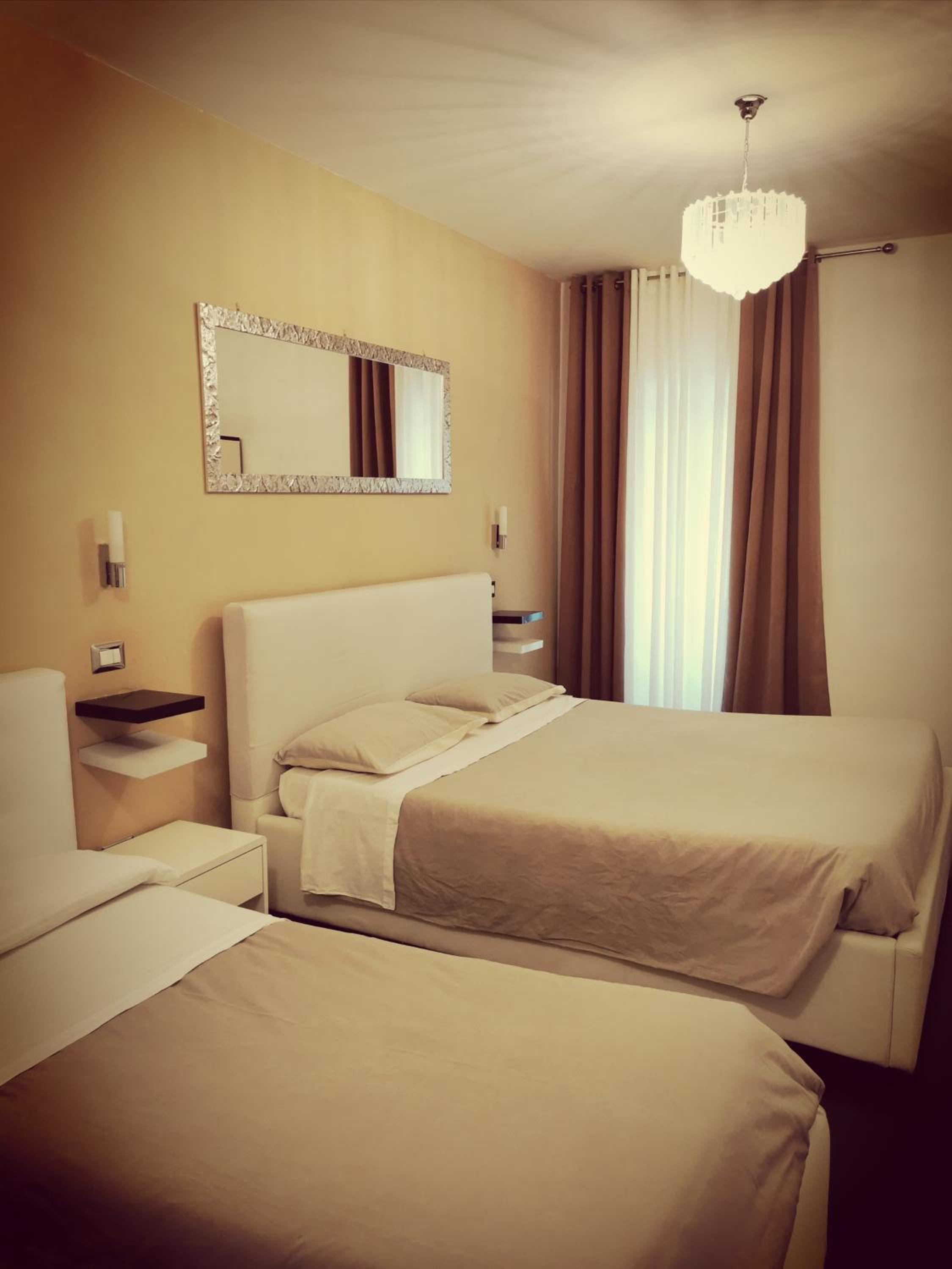 Deluxe Triple Room photo 3