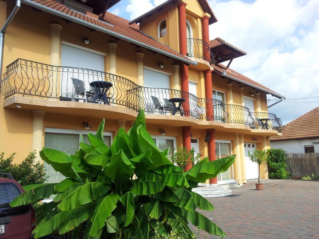 Apartment With Balcony photo 3