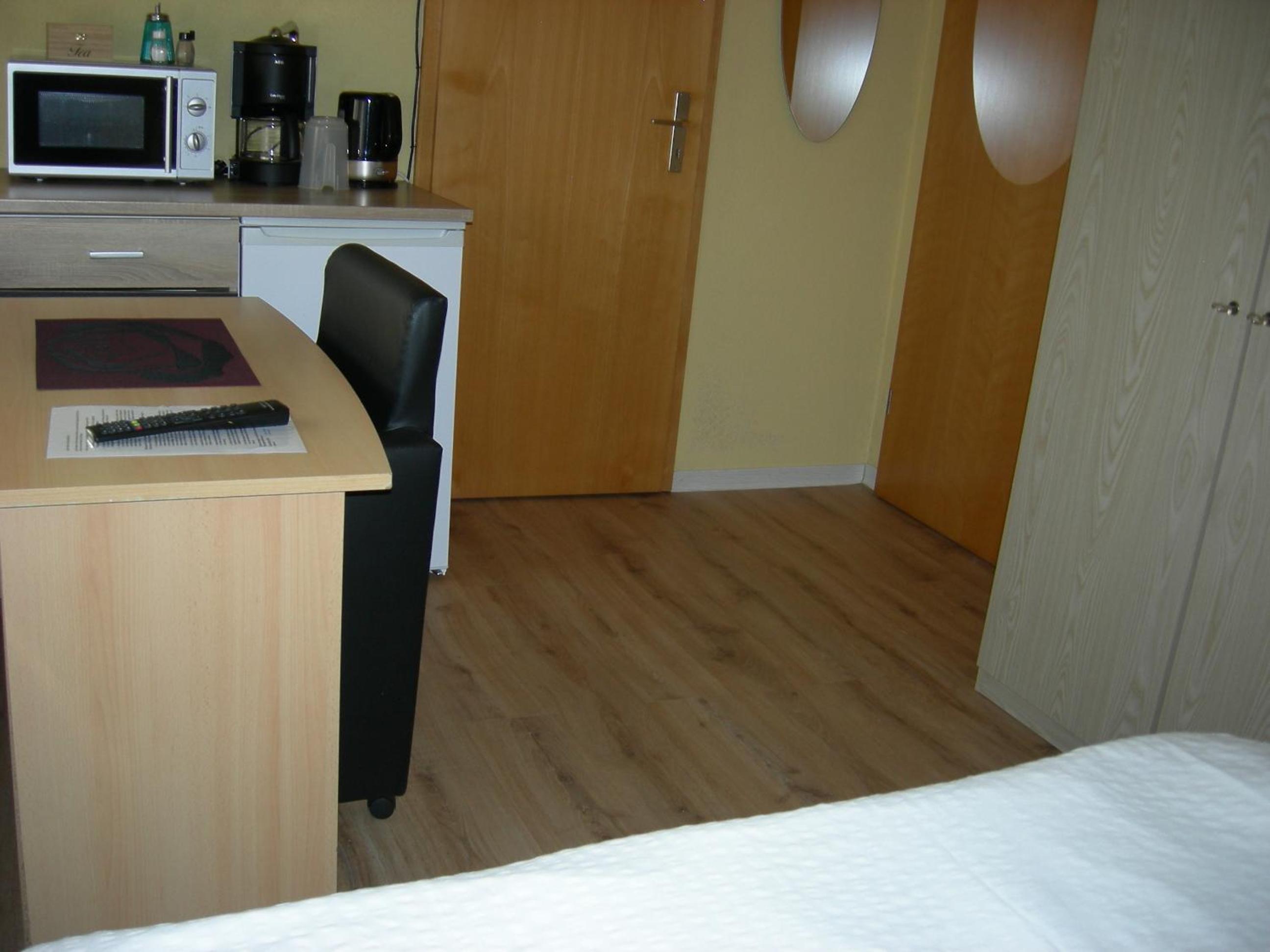 Single Room photo 2