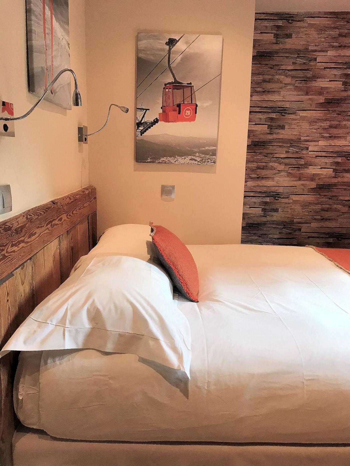 Double Room - Photo 6