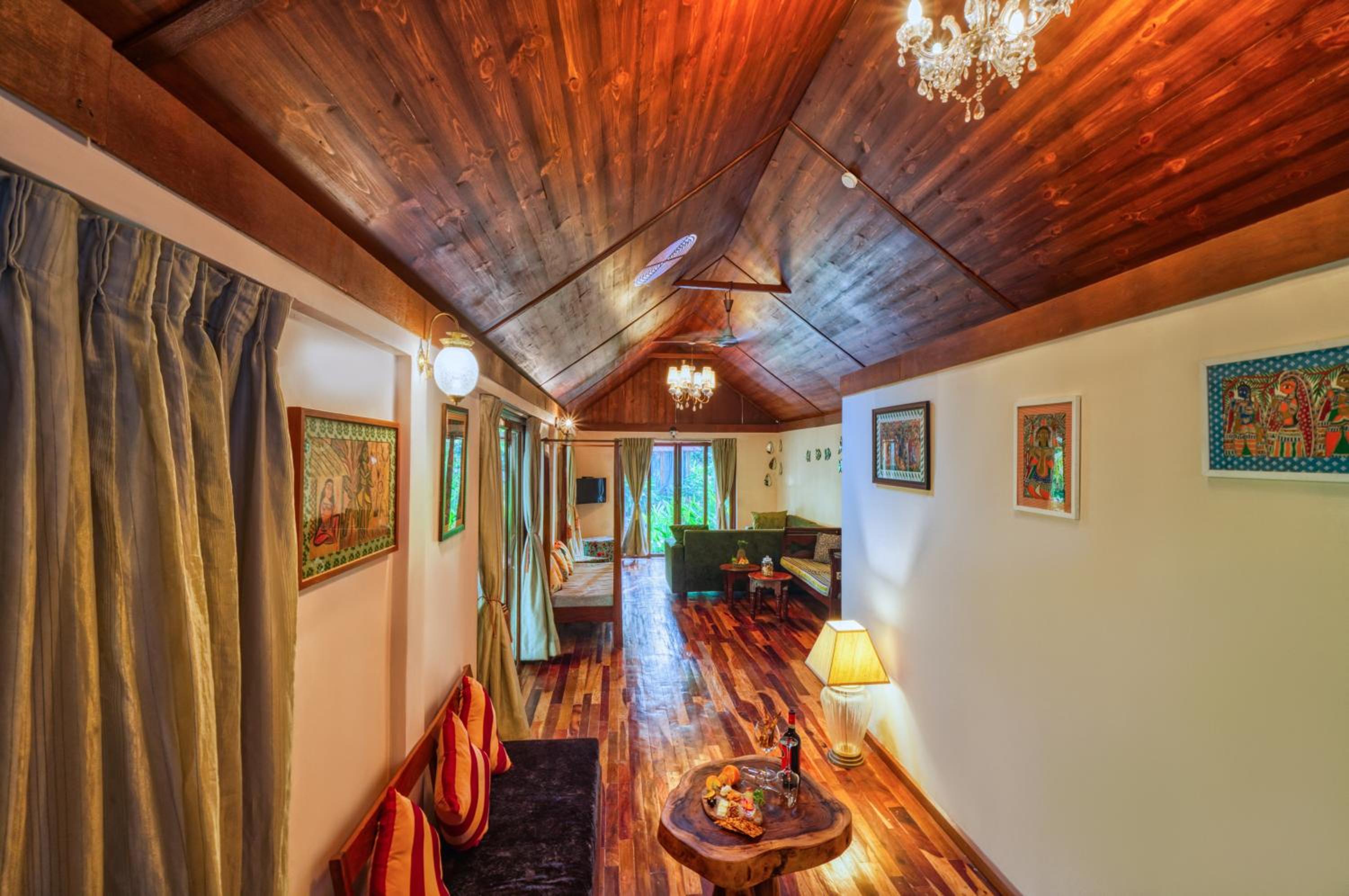 Royal Chalet photo 3