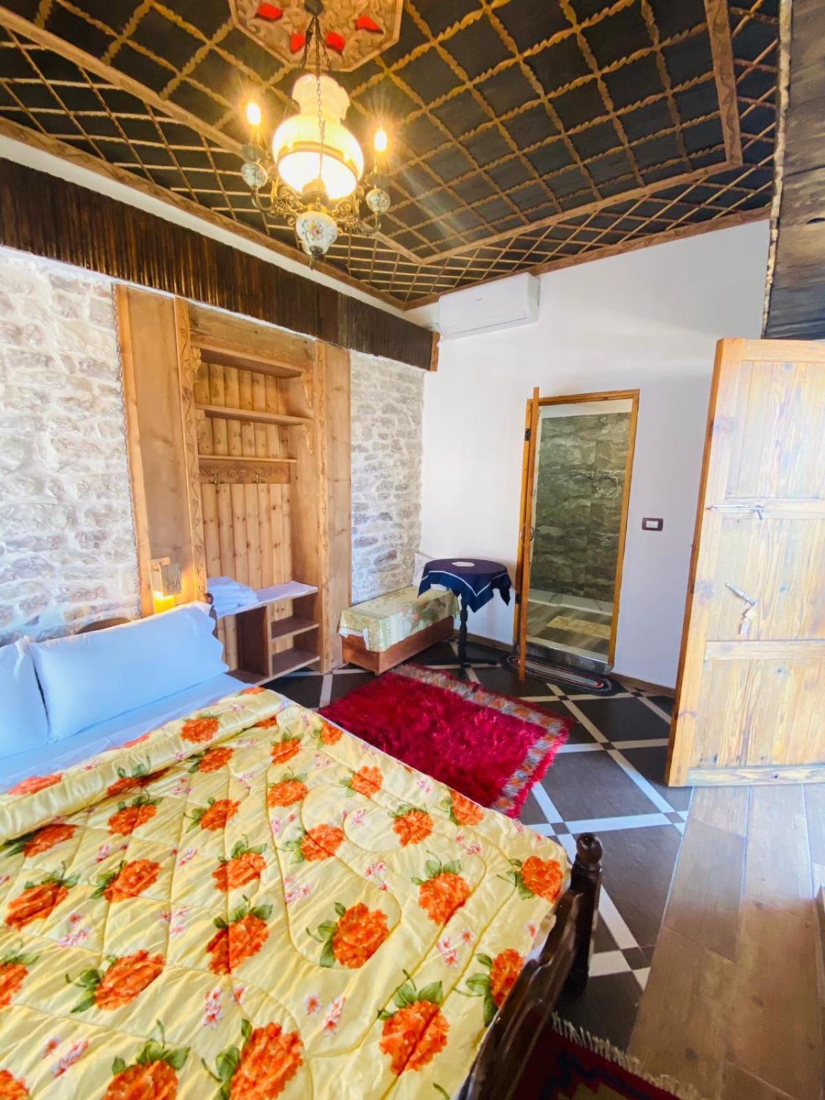 Deluxe Double Room with Balcony photo 1