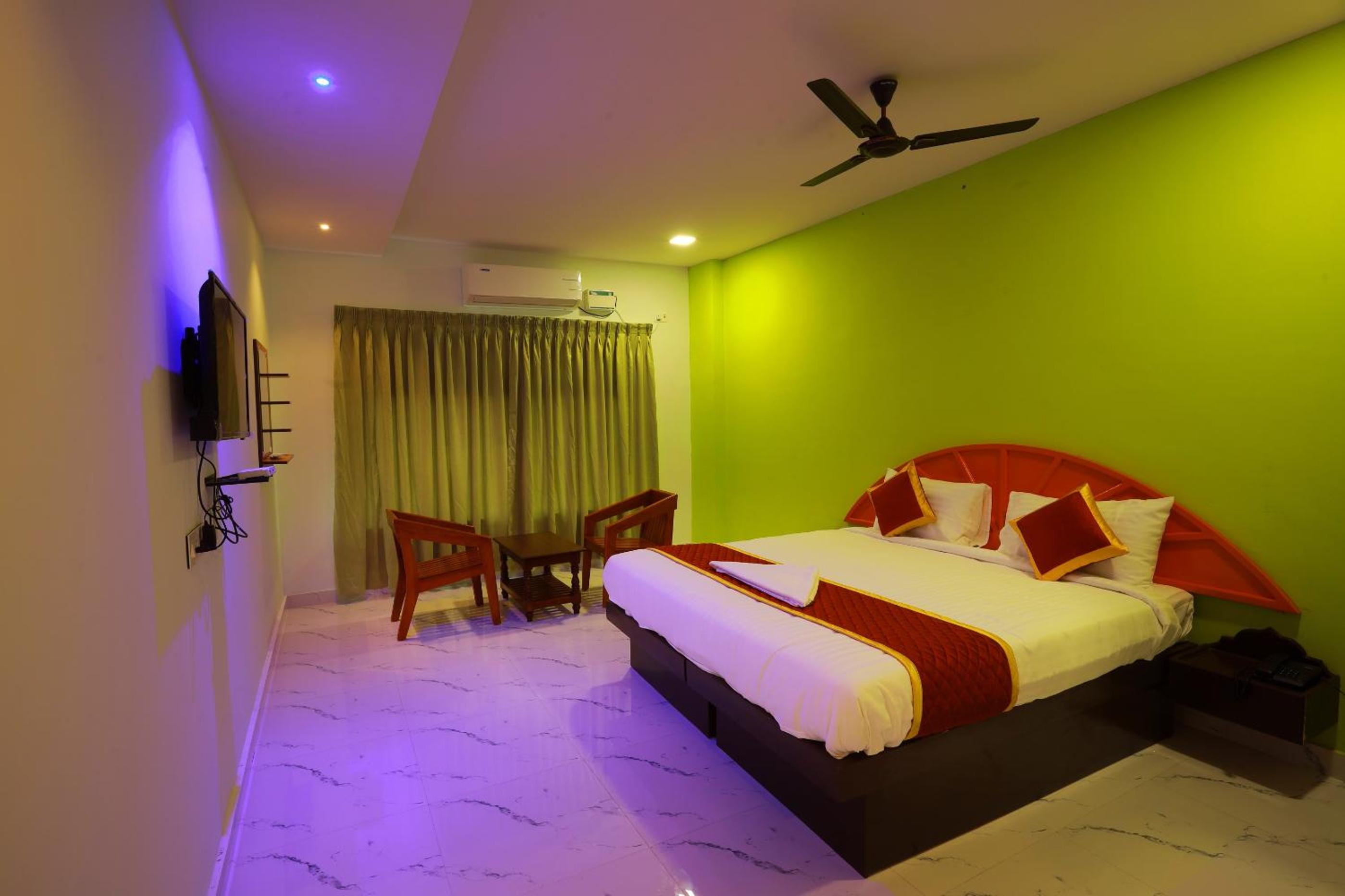 Deluxe Double Room - Photo 7
