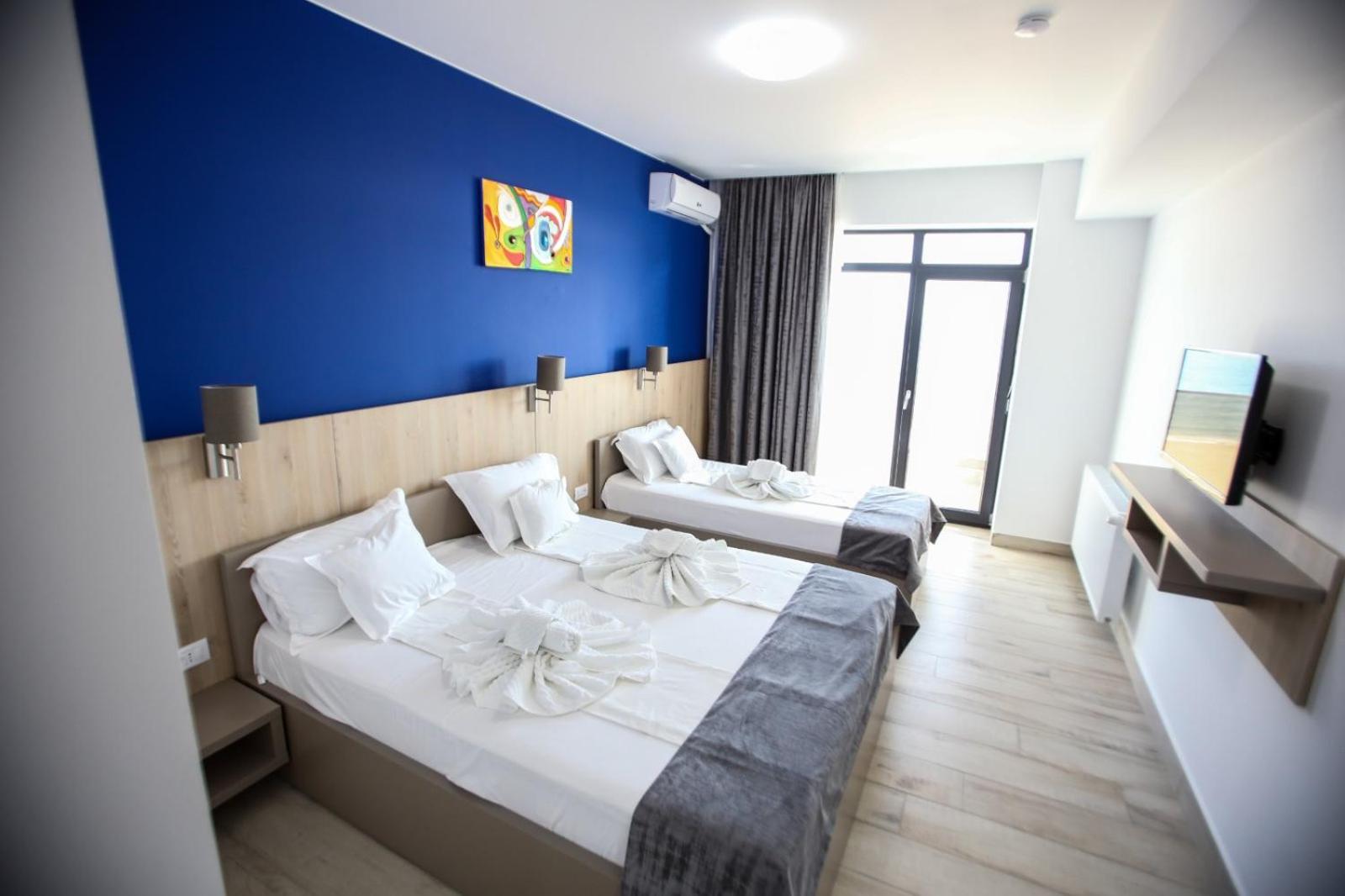 Deluxe Triple Room with Sea View photo 1