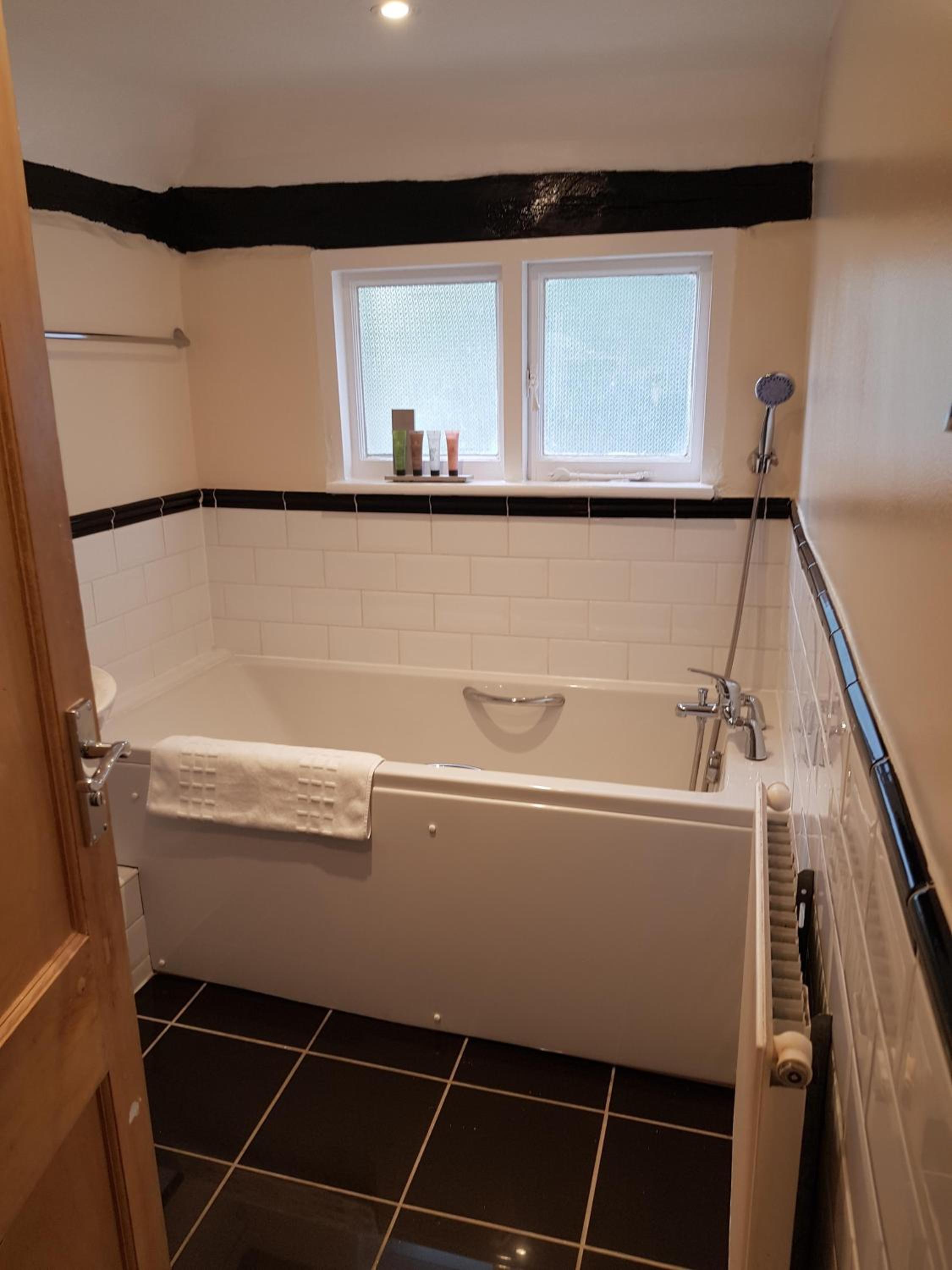 Deluxe Suite photo 2