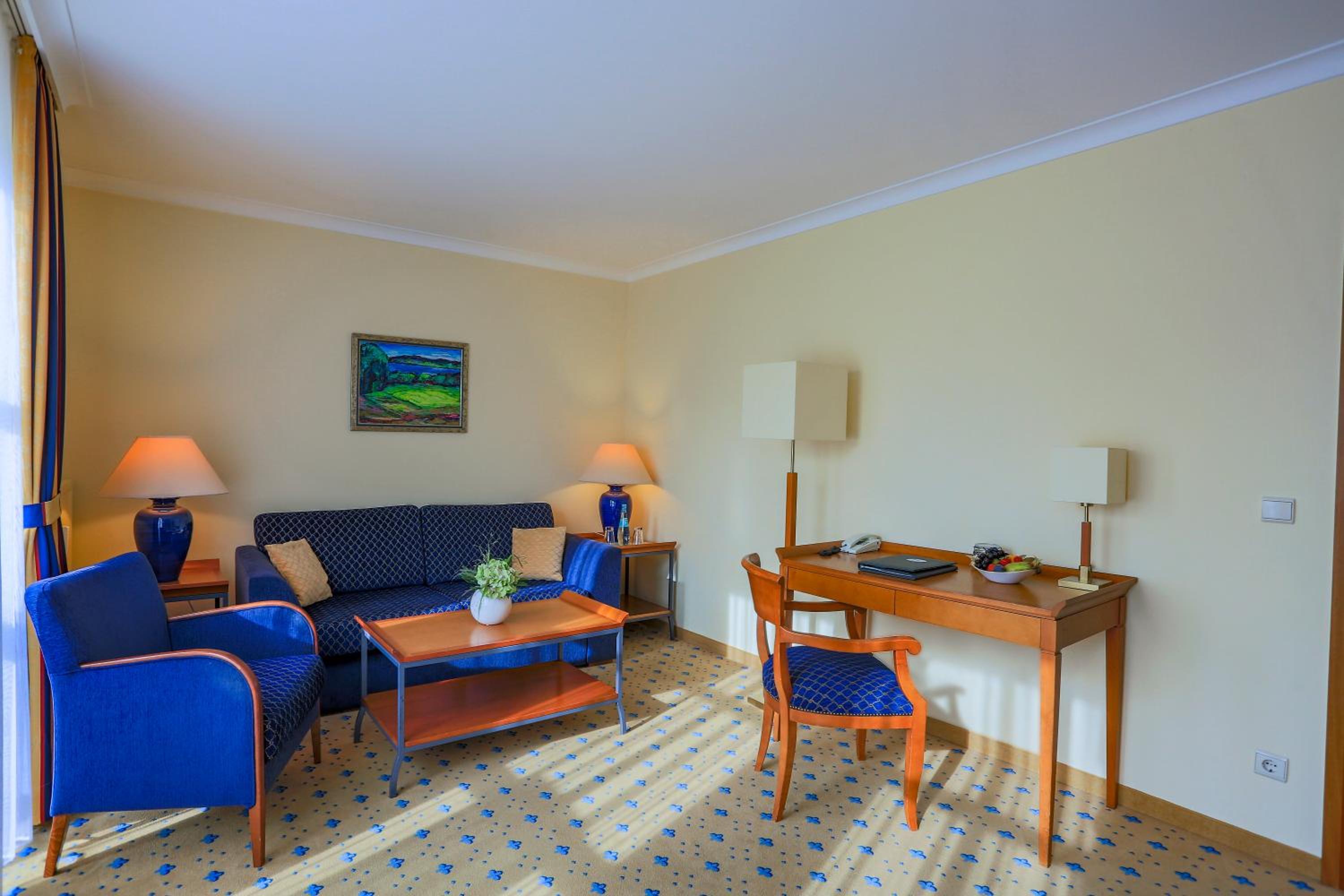 Double Room with Golf Court View photo 3