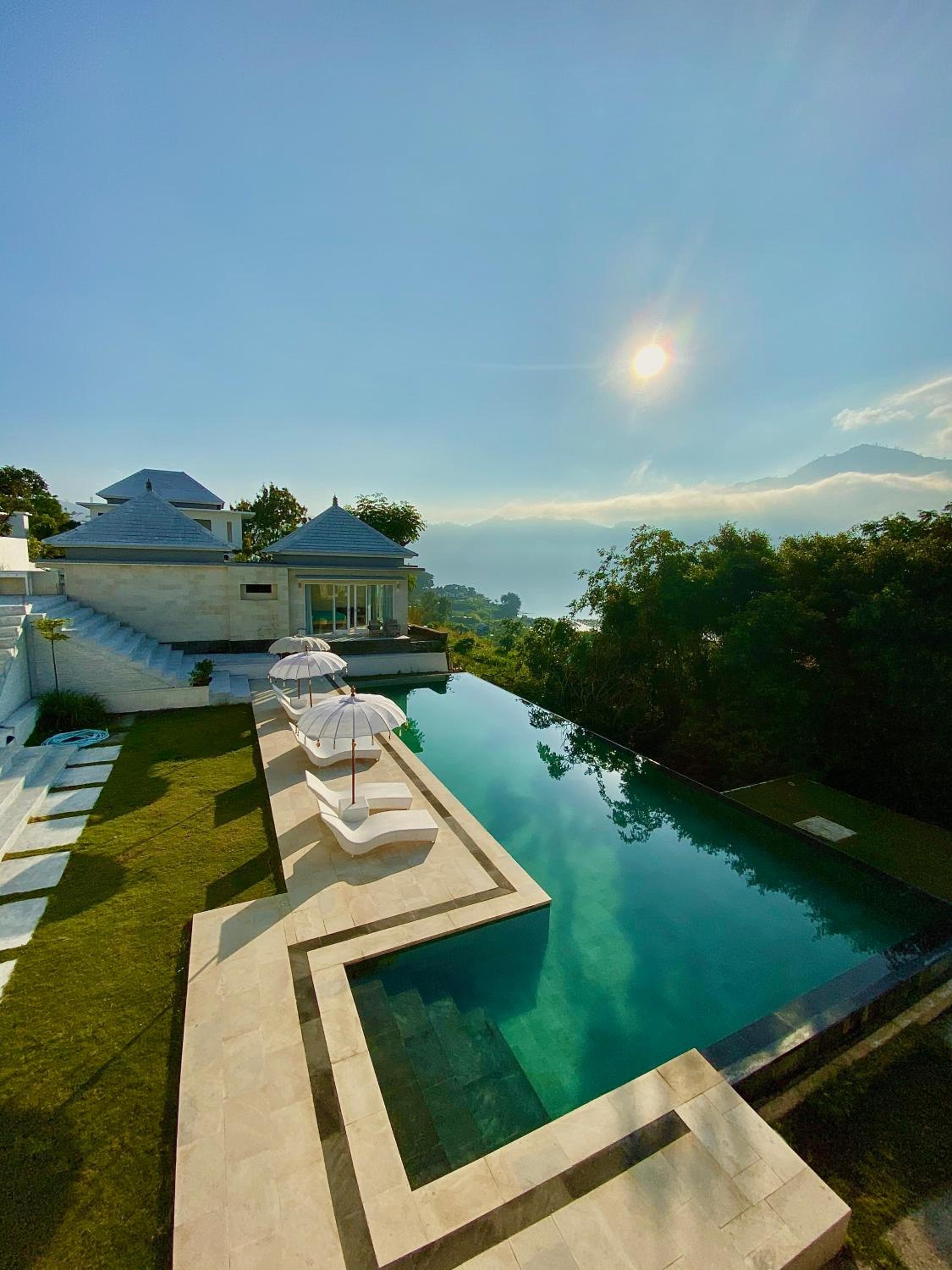  Deluxe King Room With Pool Access photo 2