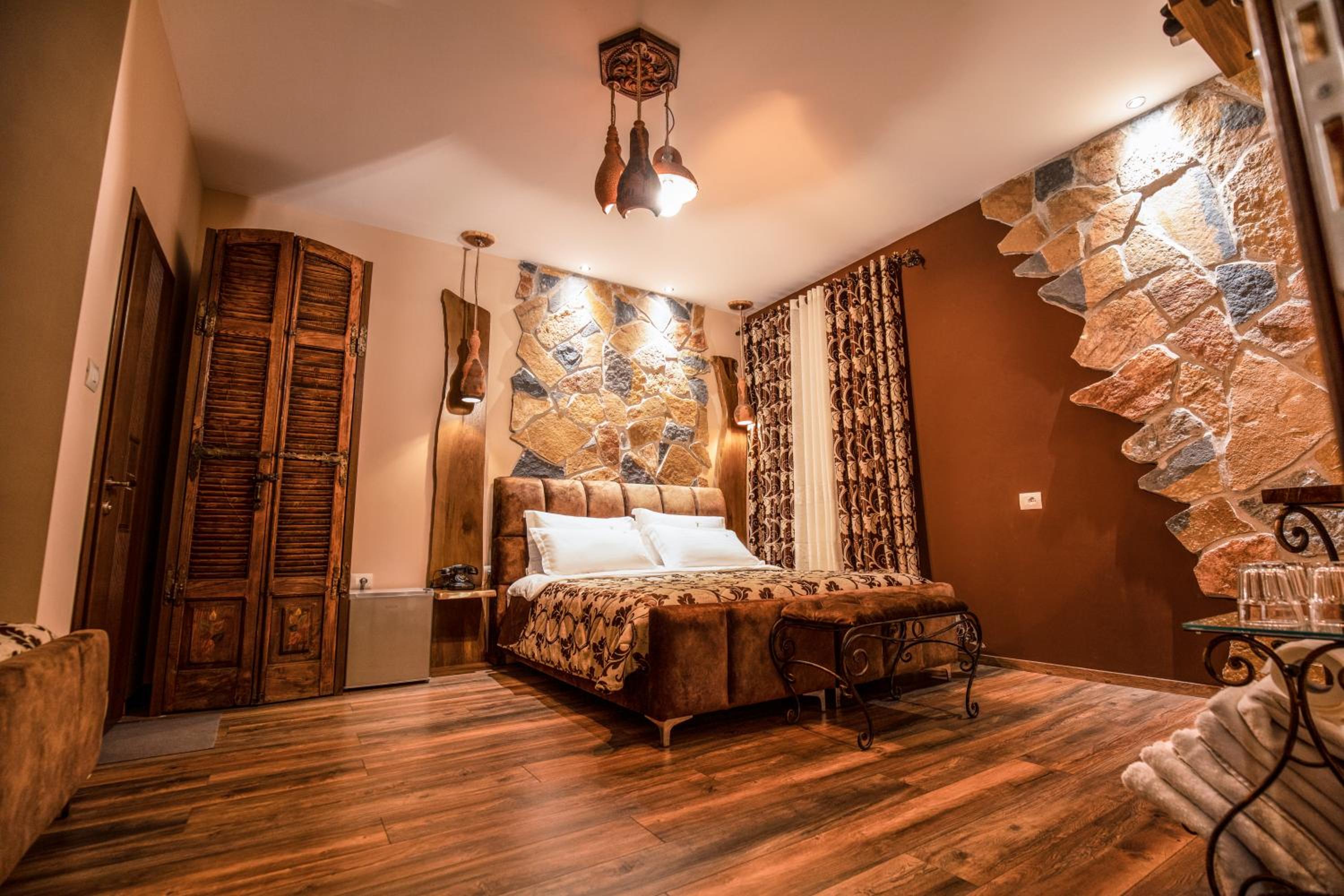 Superior Quadruple Room photo 2