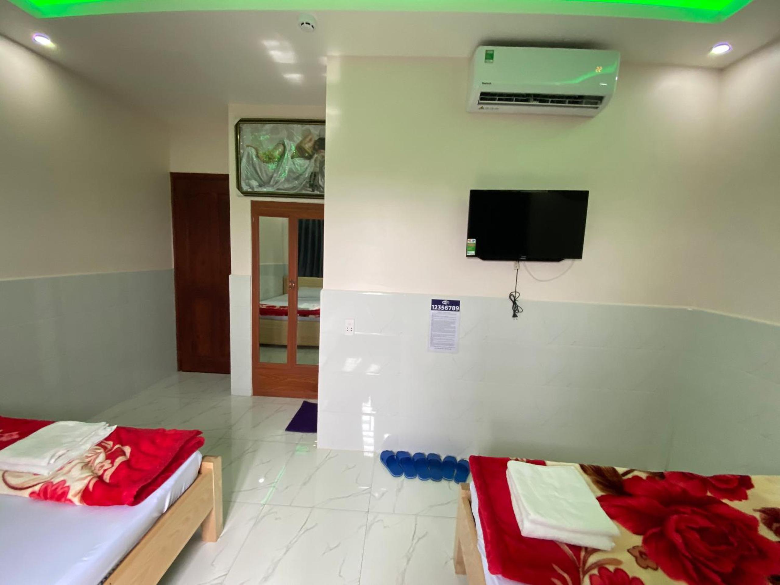 Deluxe Twin Room - Photo 3