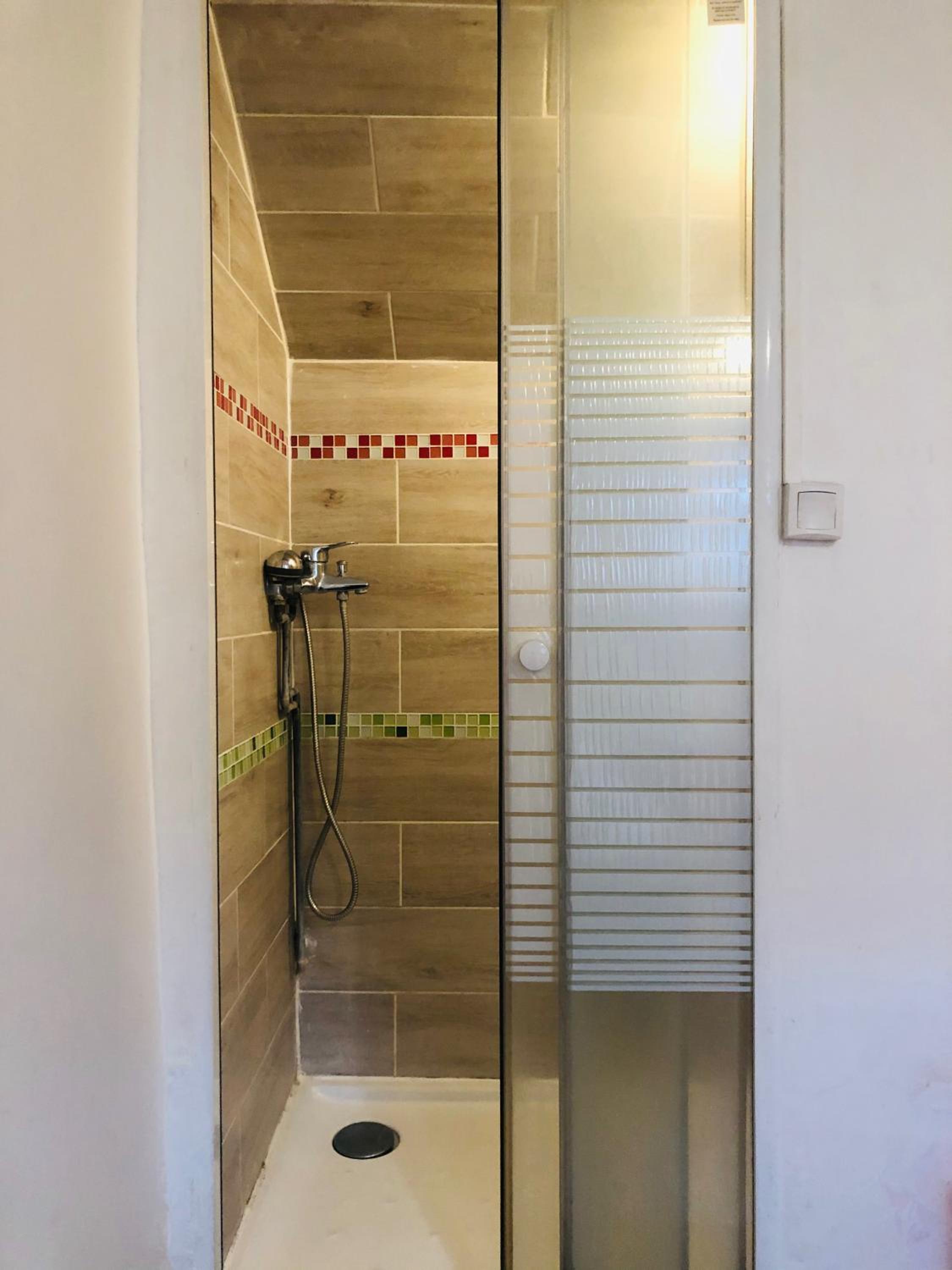 Double or Twin Room with Private Bathroom photo 2