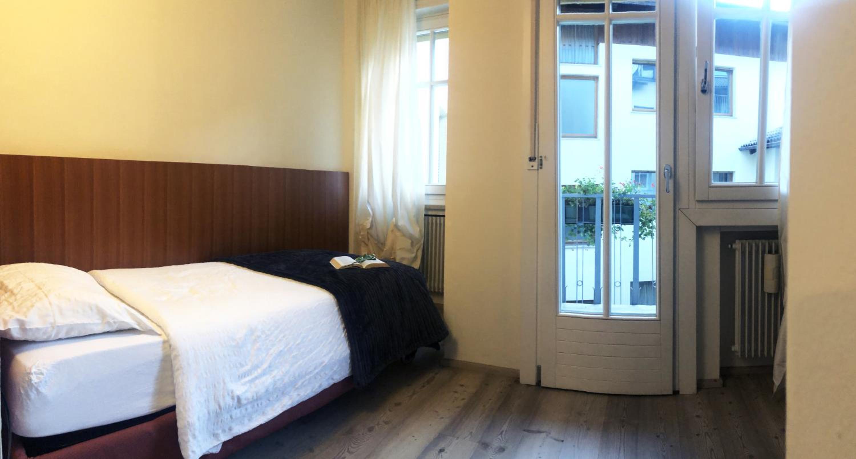 Single Room with Balcony photo 1