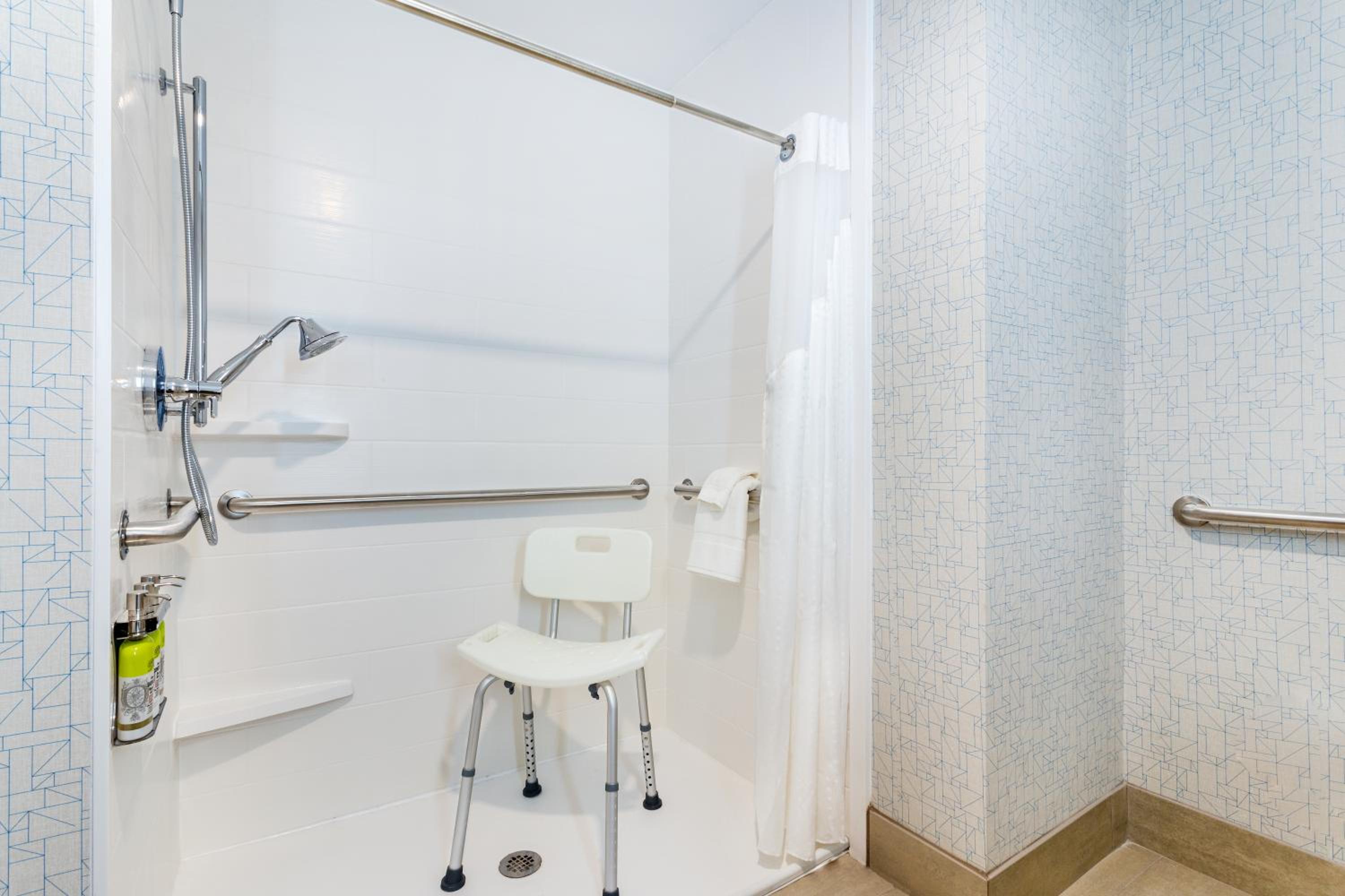 King Room - Disability Access - Photo 2