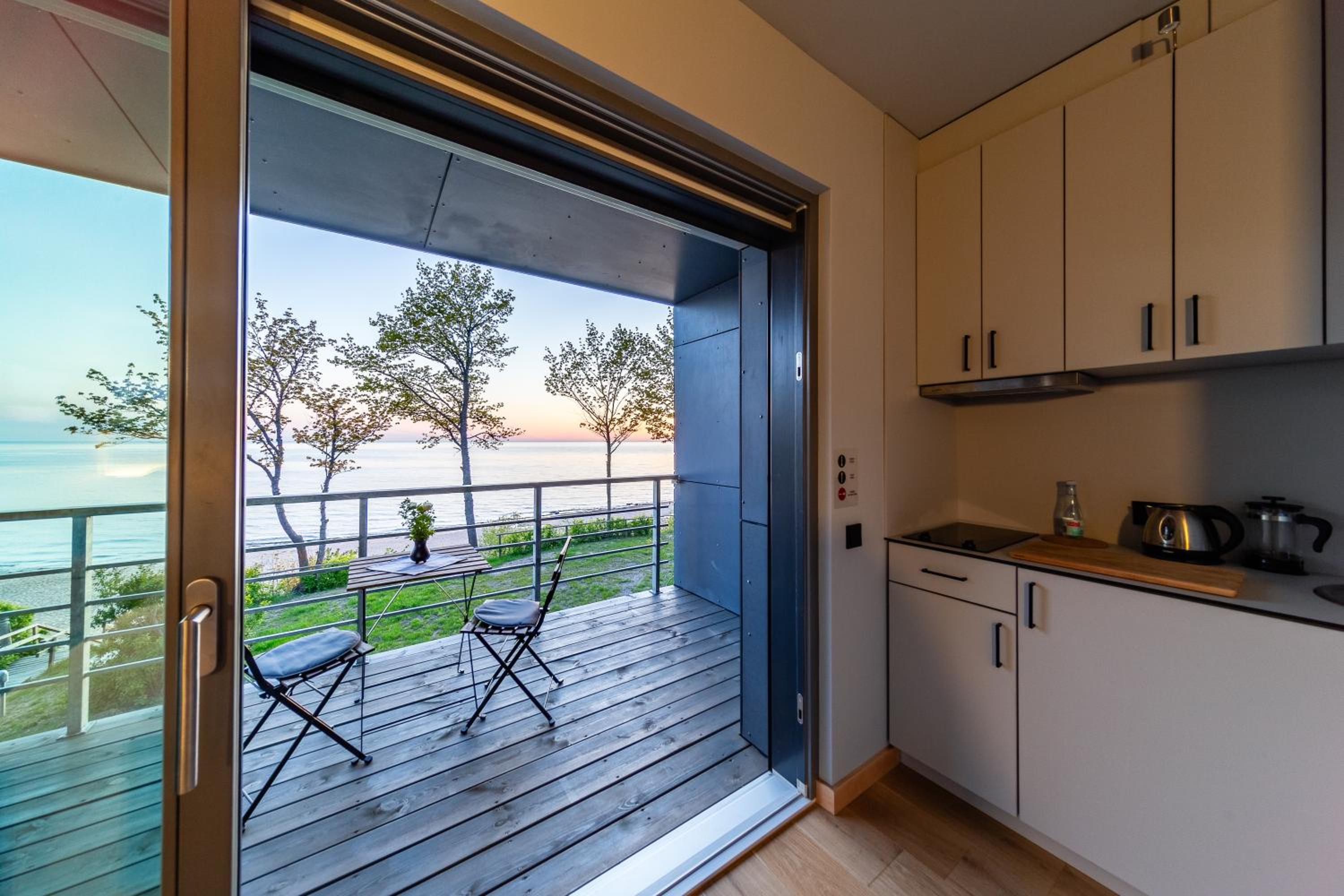 Studio Apartment with Sea View photo 2
