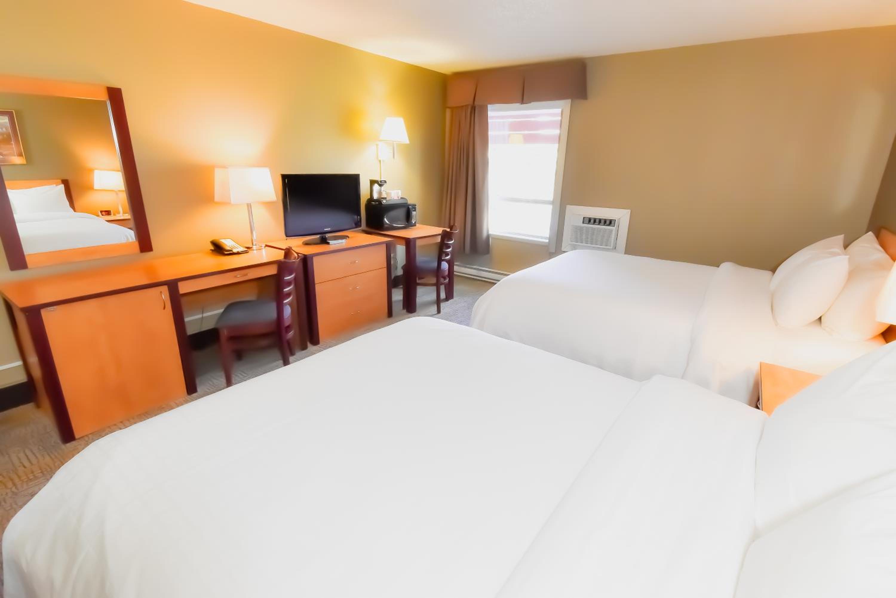 Standard Queen Room photo 3