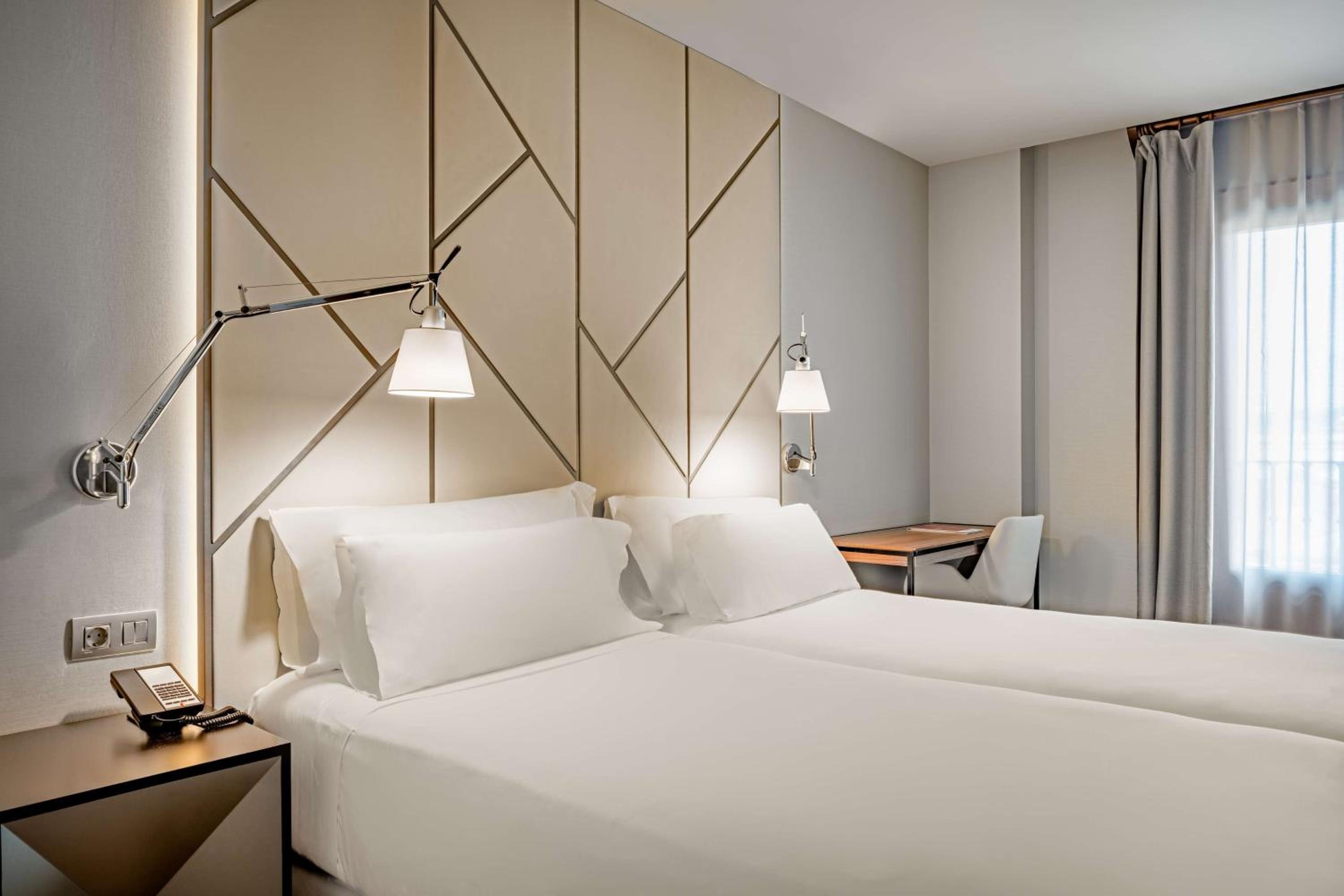 Superior Double or Twin Room - Photo 1