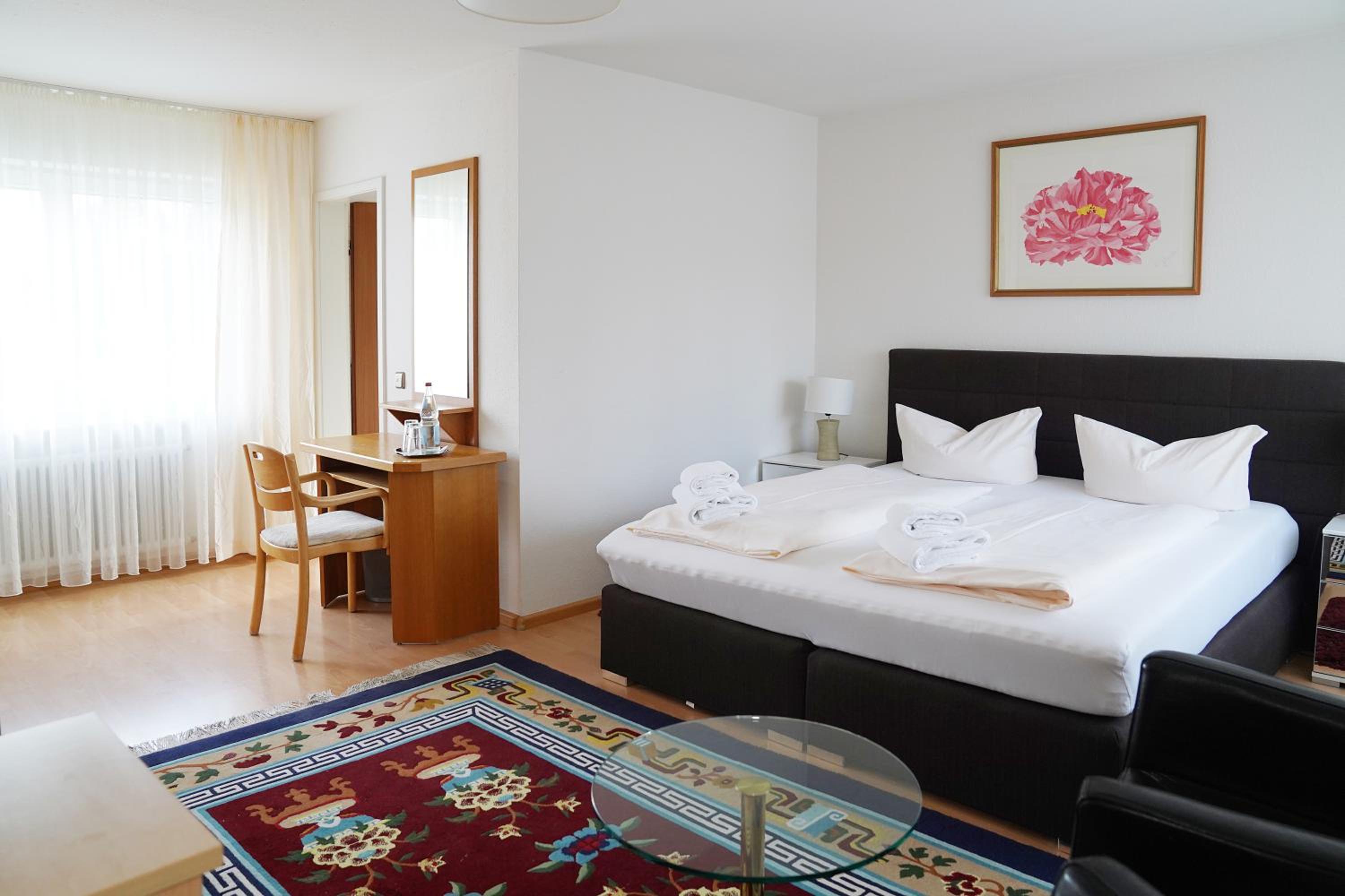 Double Room - Photo 2