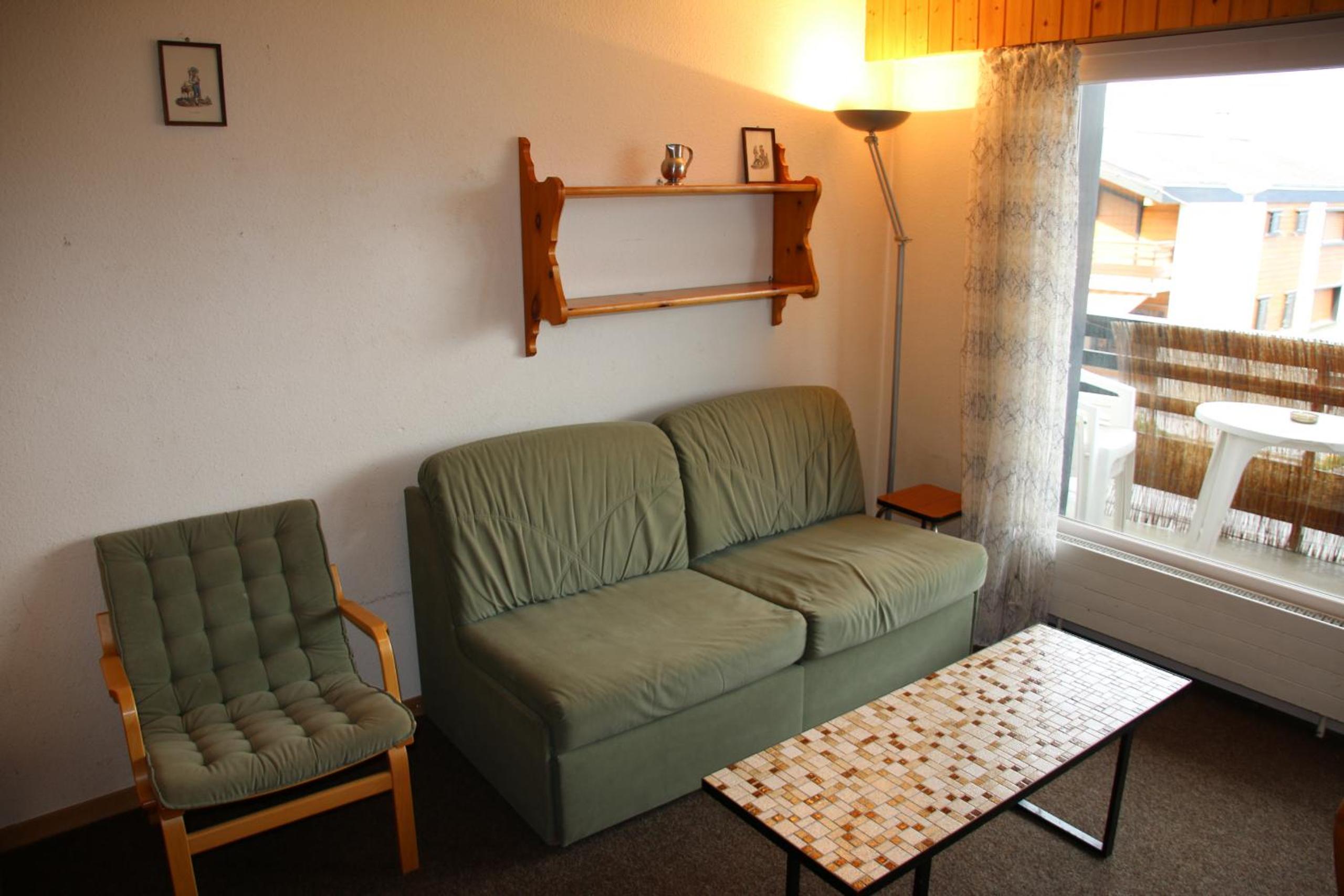 Standard Studio C012 photo 1
