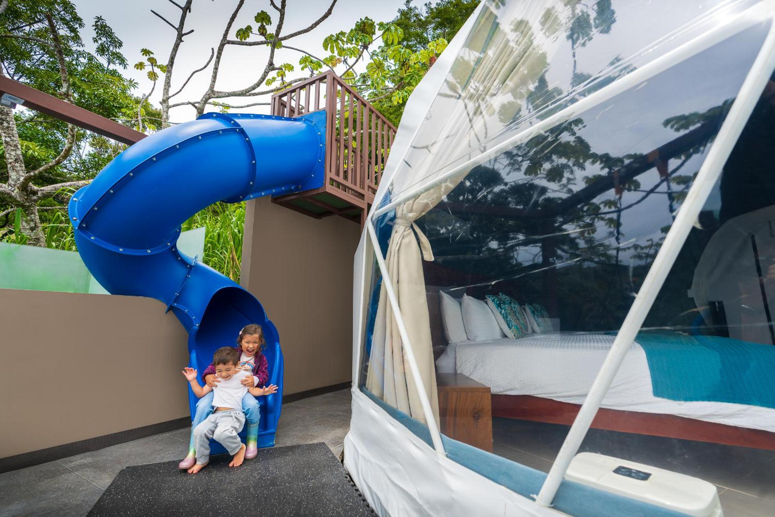 Family Deluxe Tent, Hot Tub photo 3