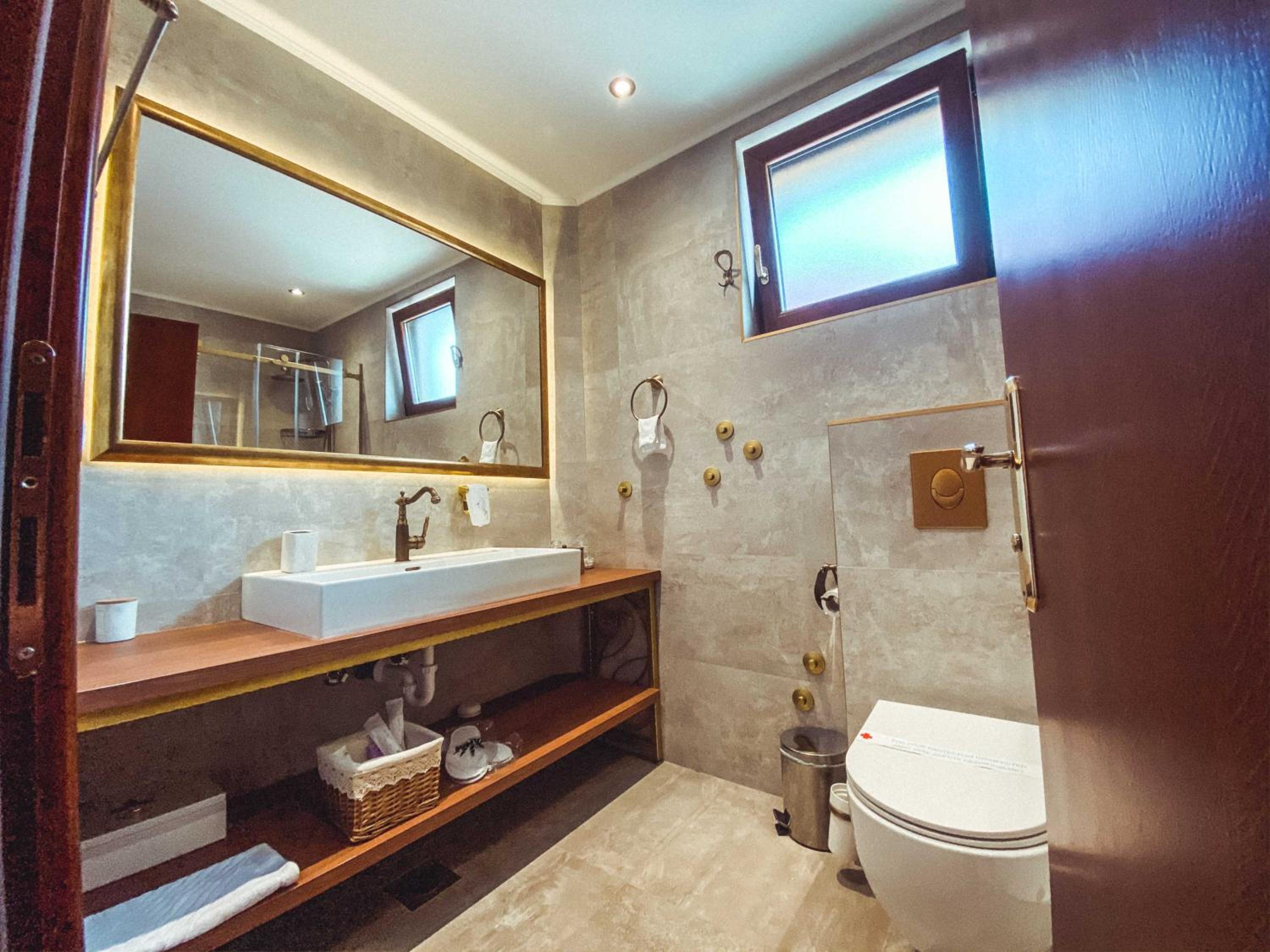Superior Twin Room - Photo 2