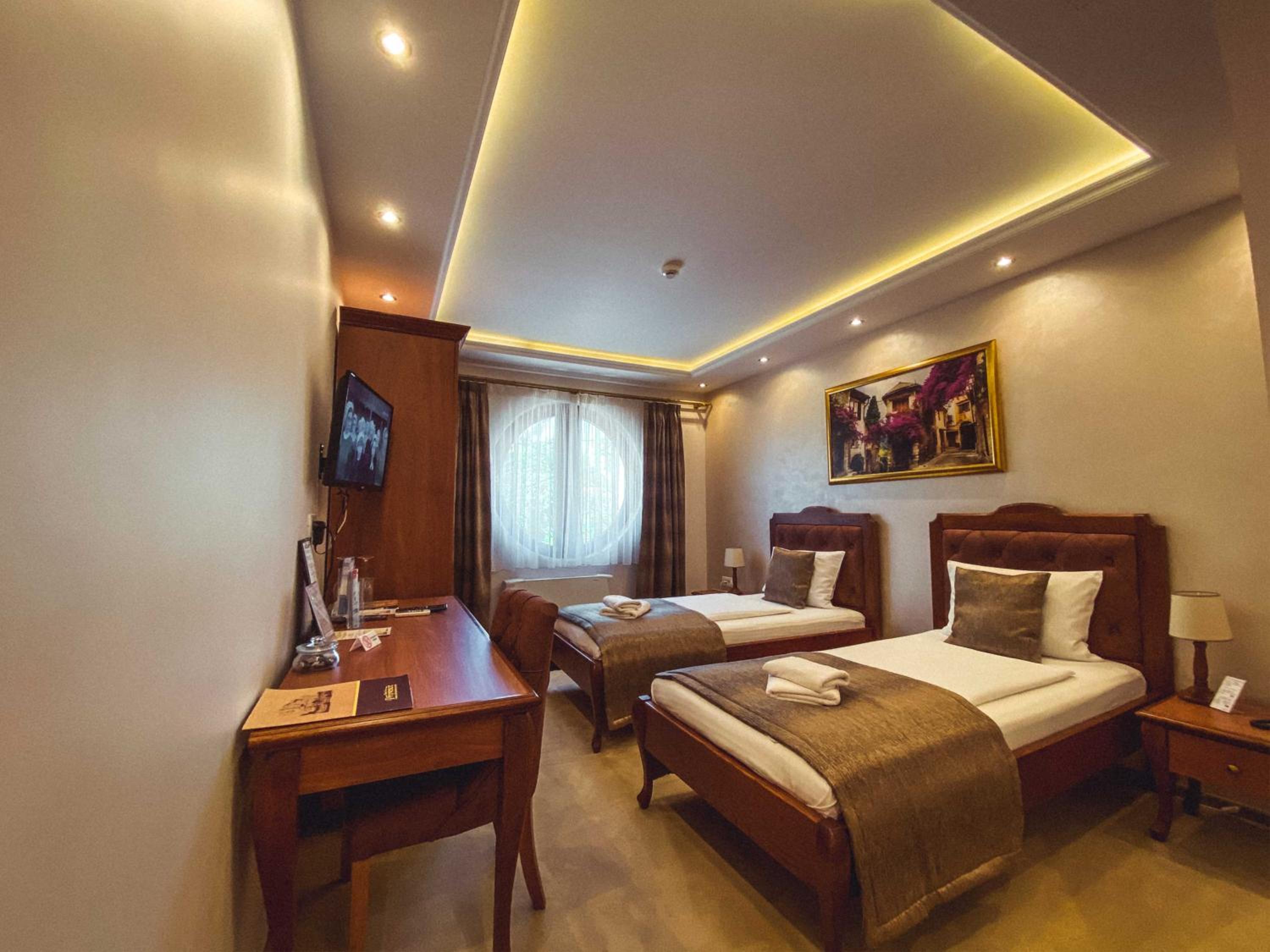 Superior Twin Room - Photo 7