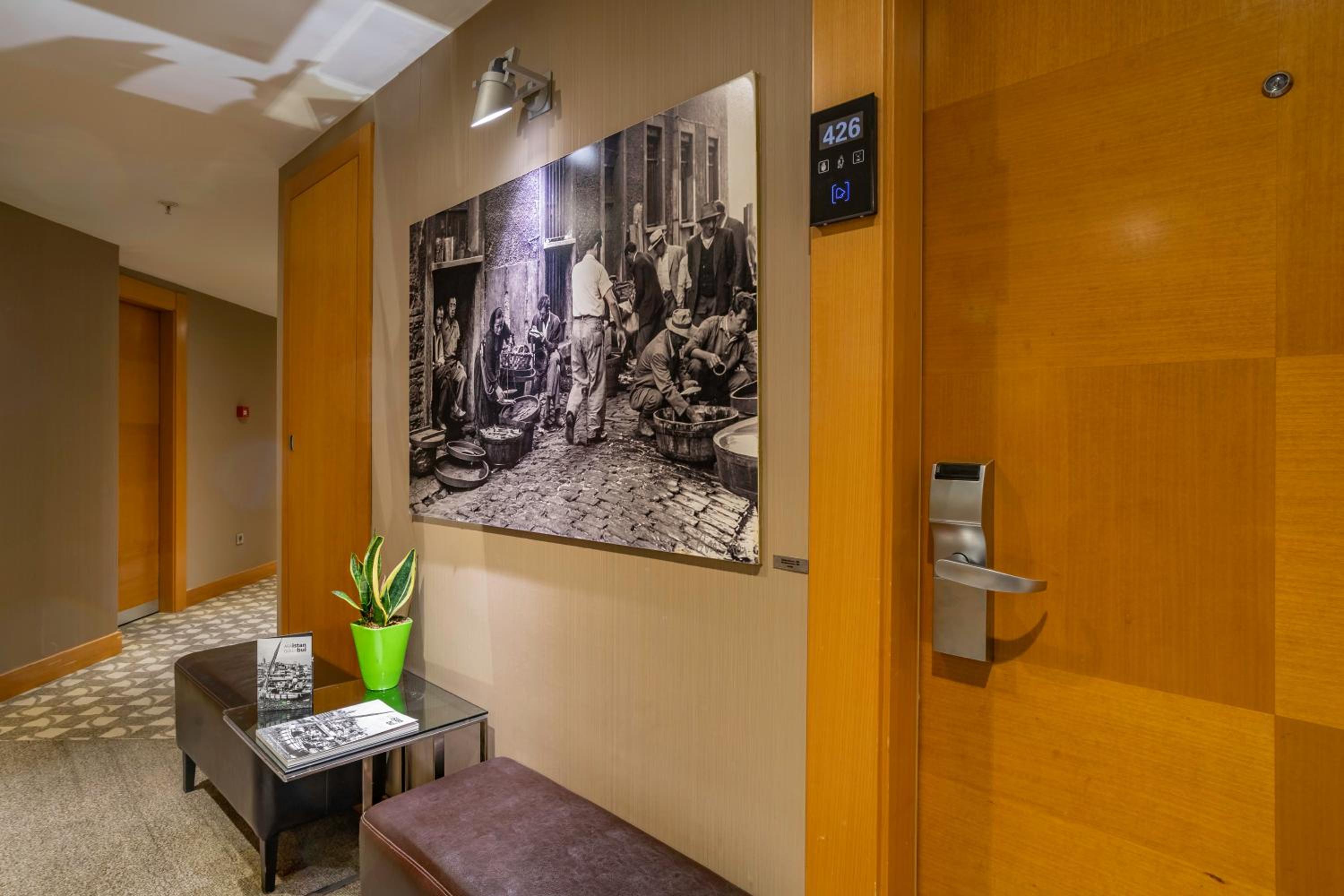 Available room