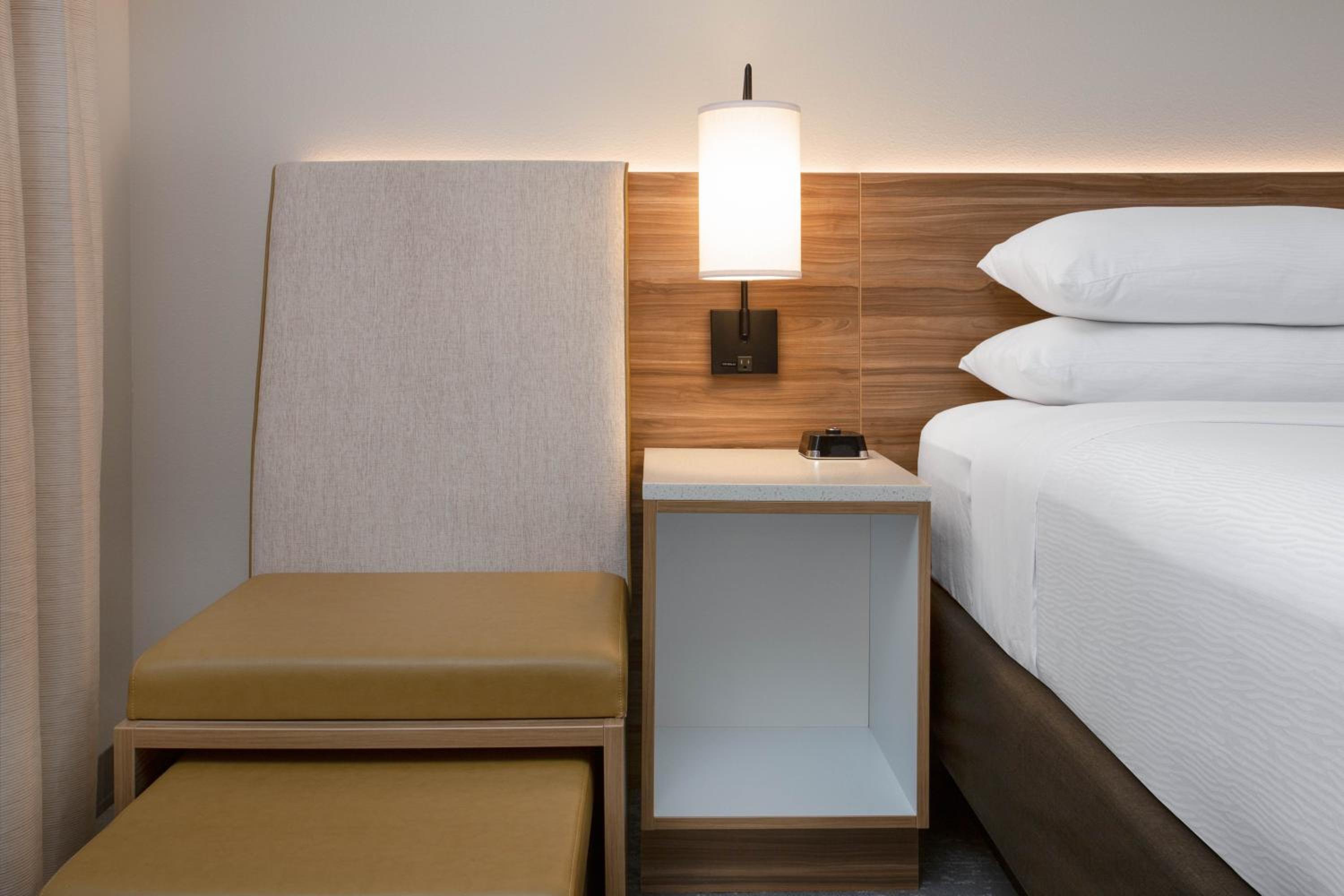 Queen Suite with Two Queen Beds - Mobility Access (No Resort Fee)