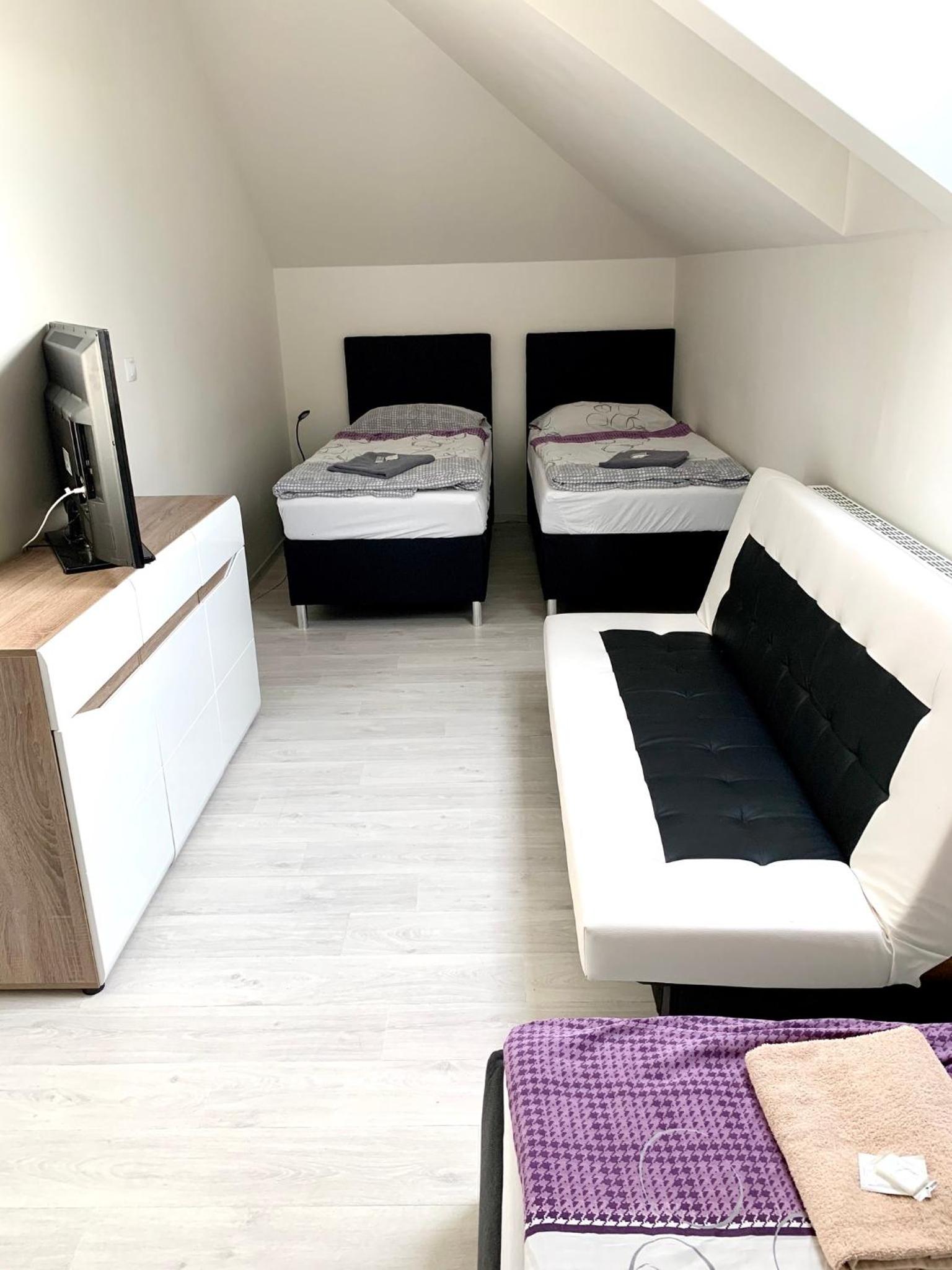Deluxe Triple Room - Photo 4