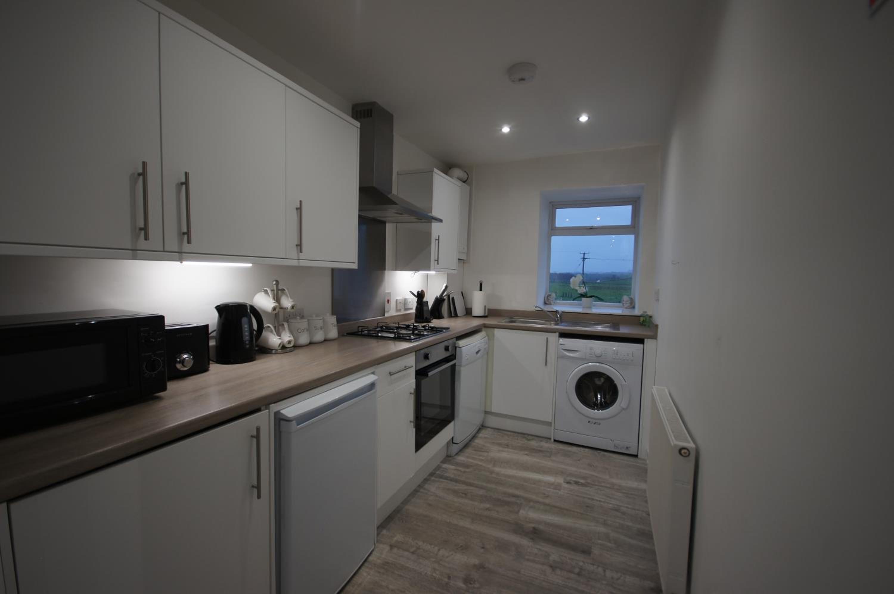 Apartment with Terrace photo 2