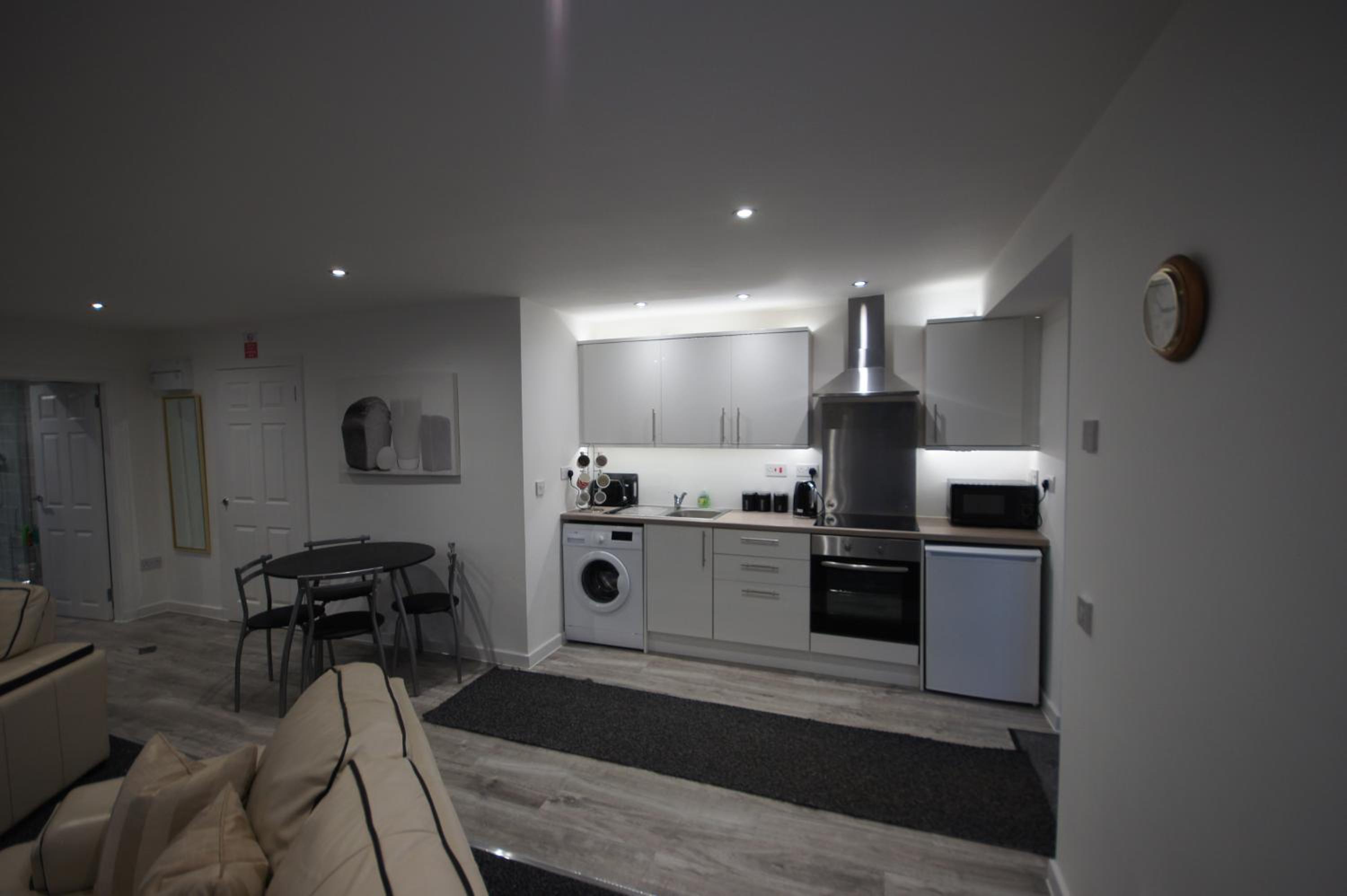 Two-Bedroom Apartment photo 3