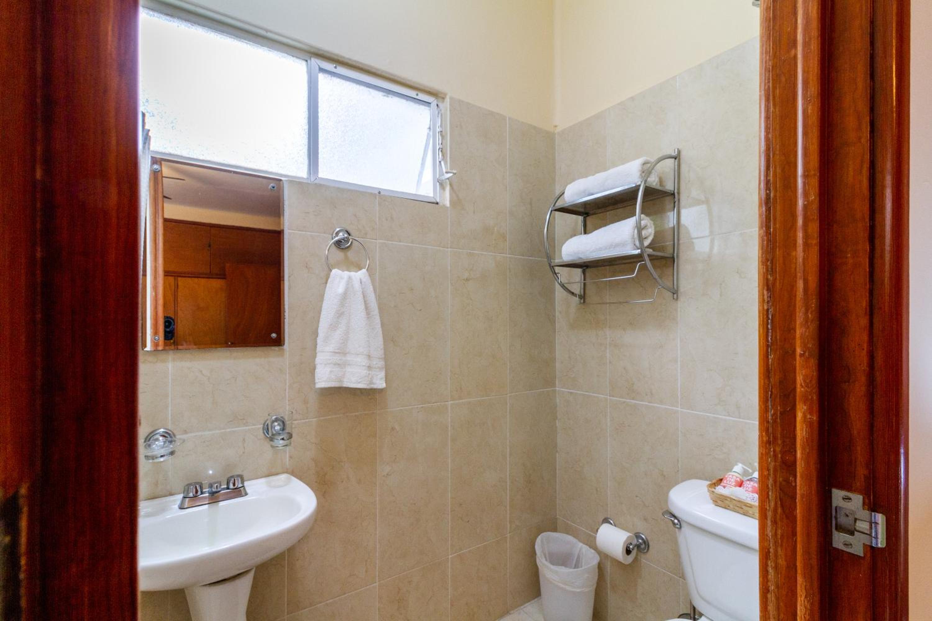 Twin Room with Terrace - Photo 8