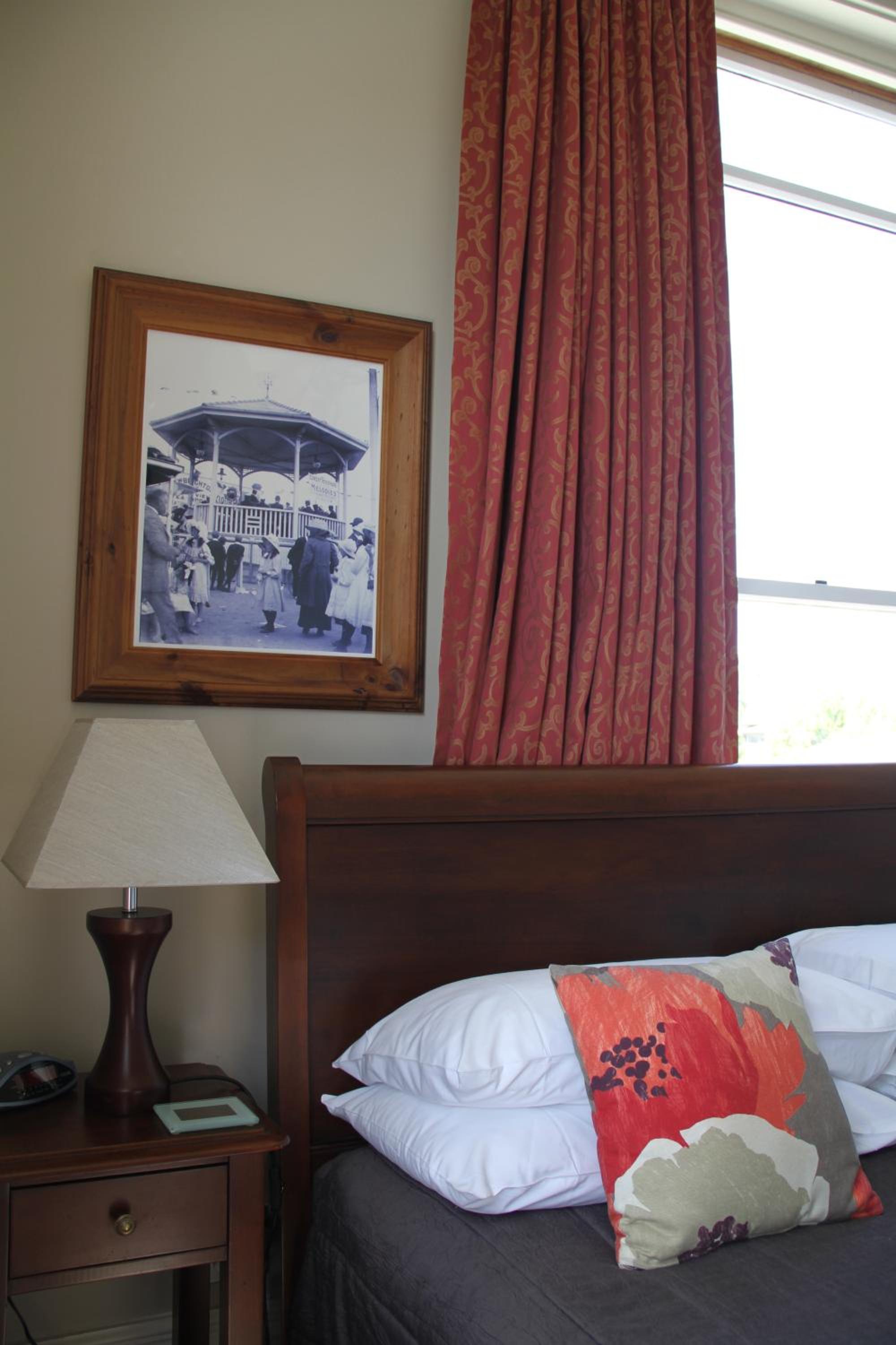 One-Bedroom Suite
