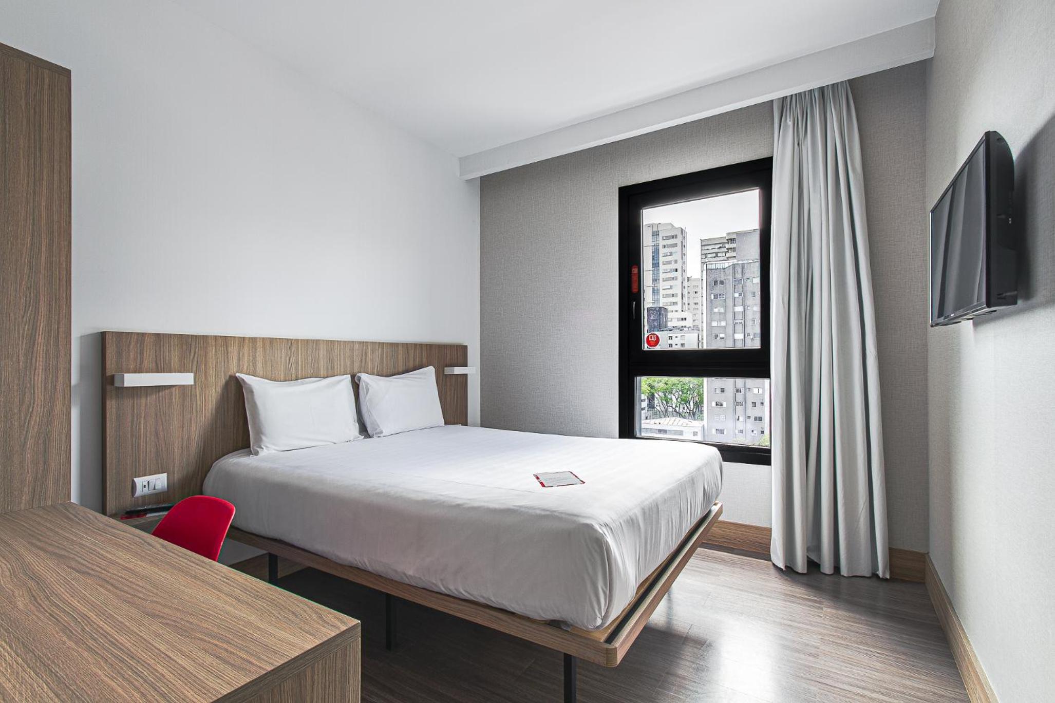 Double Room with Double bed - Photo 3