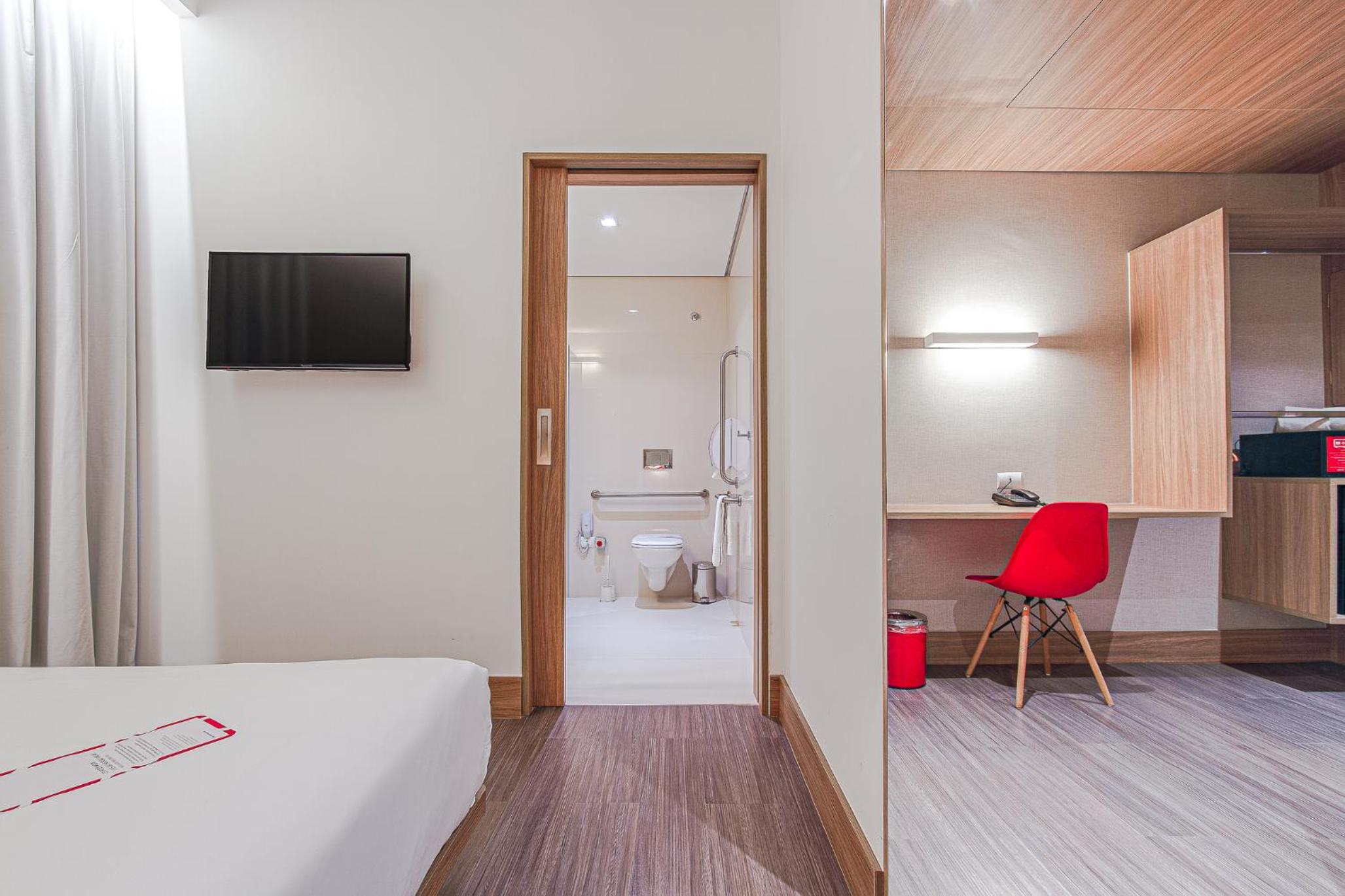 Double Room - Disability Access - Photo 4