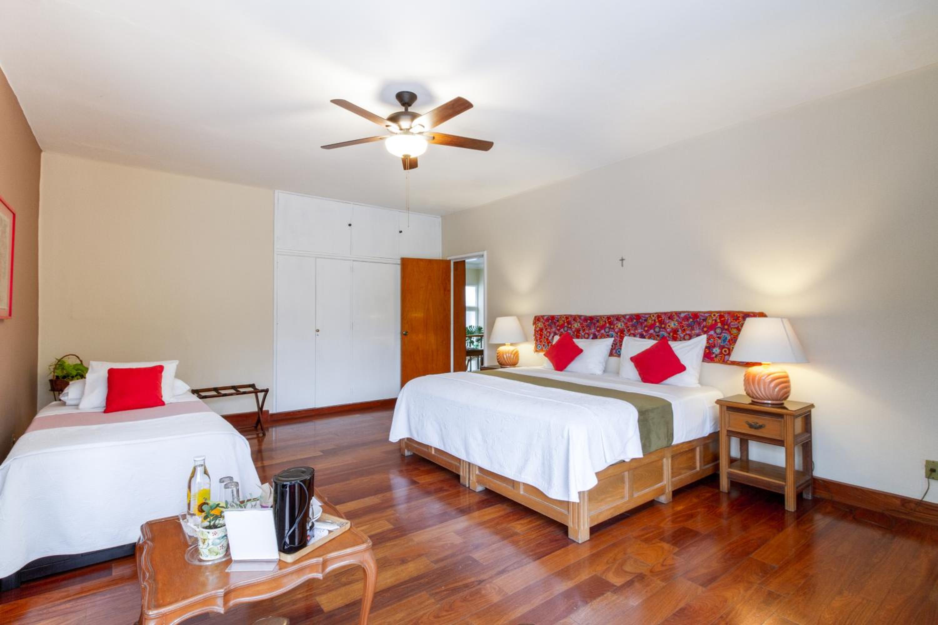Deluxe Quadruple Room - Photo 7