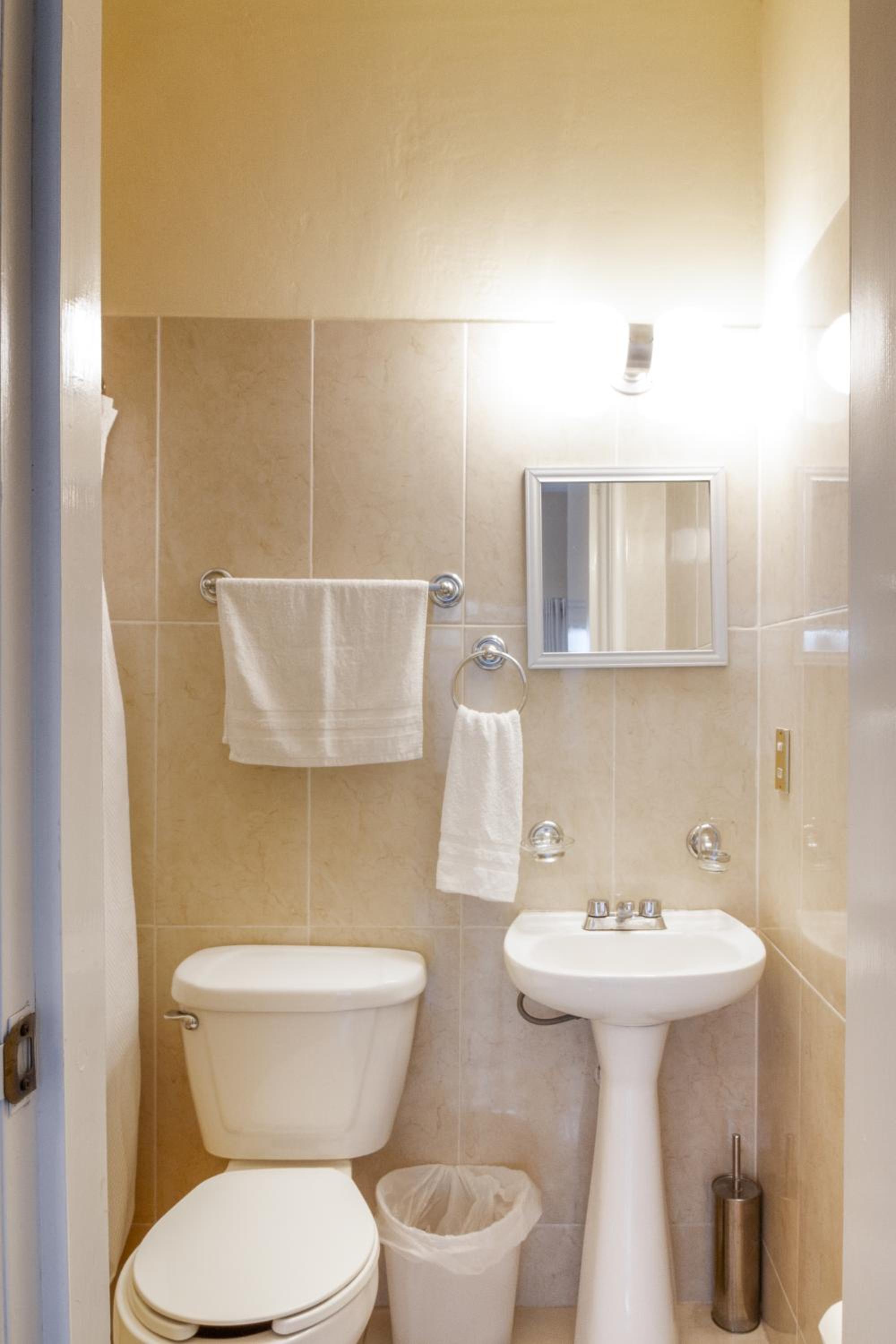 Deluxe Double Room - Photo 4